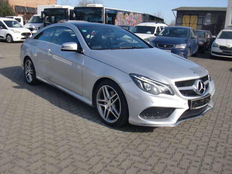 Mercedes-Benz E 200 Coupe*AMG LINE*PANO*SPORT EDITION*
