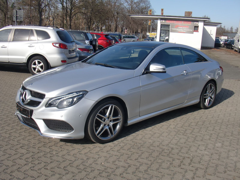 Mercedes-Benz E 200 Coupe*AMG LINE*PANO*SPORT EDITION* — photo 6