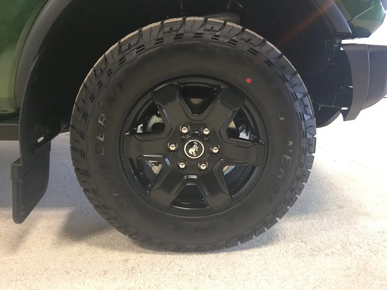 Ford Bronco снимка Ford Bronco