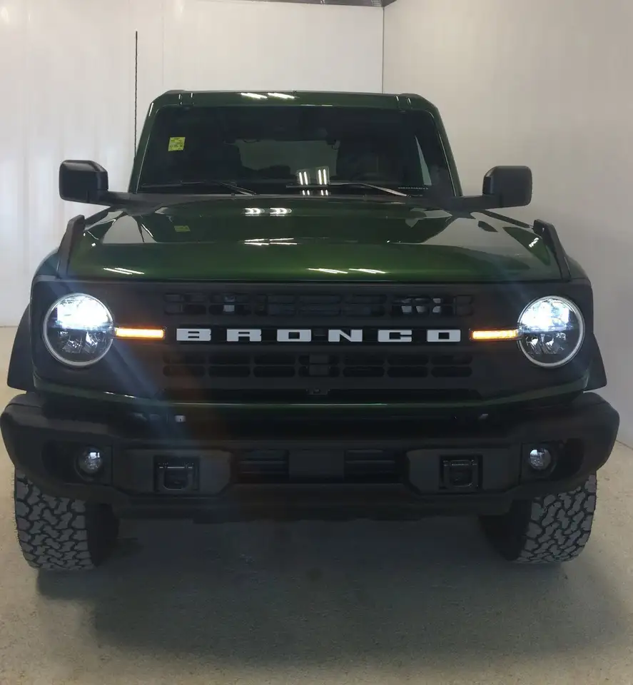 Ford Bronco снимка Ford Bronco