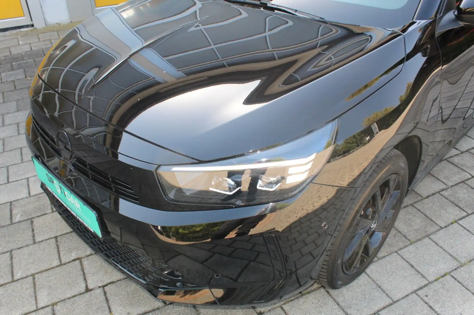 Opel Corsa F GS~AUTOMATIK~NAVI~KAMERA Schwarz - 2