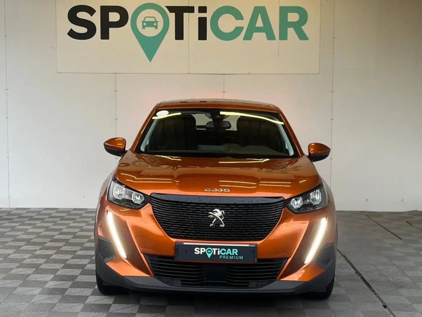 Peugeot 2008 1.2 PureTech 130ch S\u0026S Active EAT8 7cv Orange - 2
