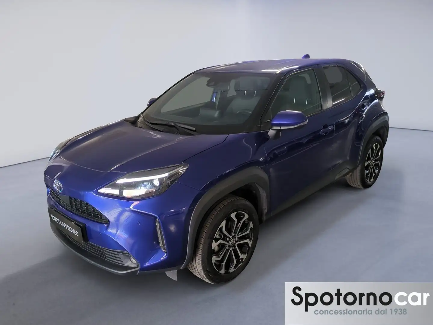 Toyota Yaris Cross Yaris Cross 1.5 Hybrid 5p. E-CVT Trend Blau - 1