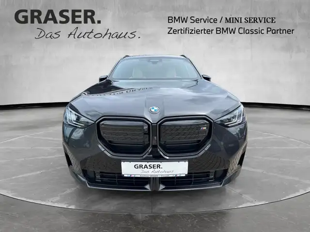 BMW X3 M view 9