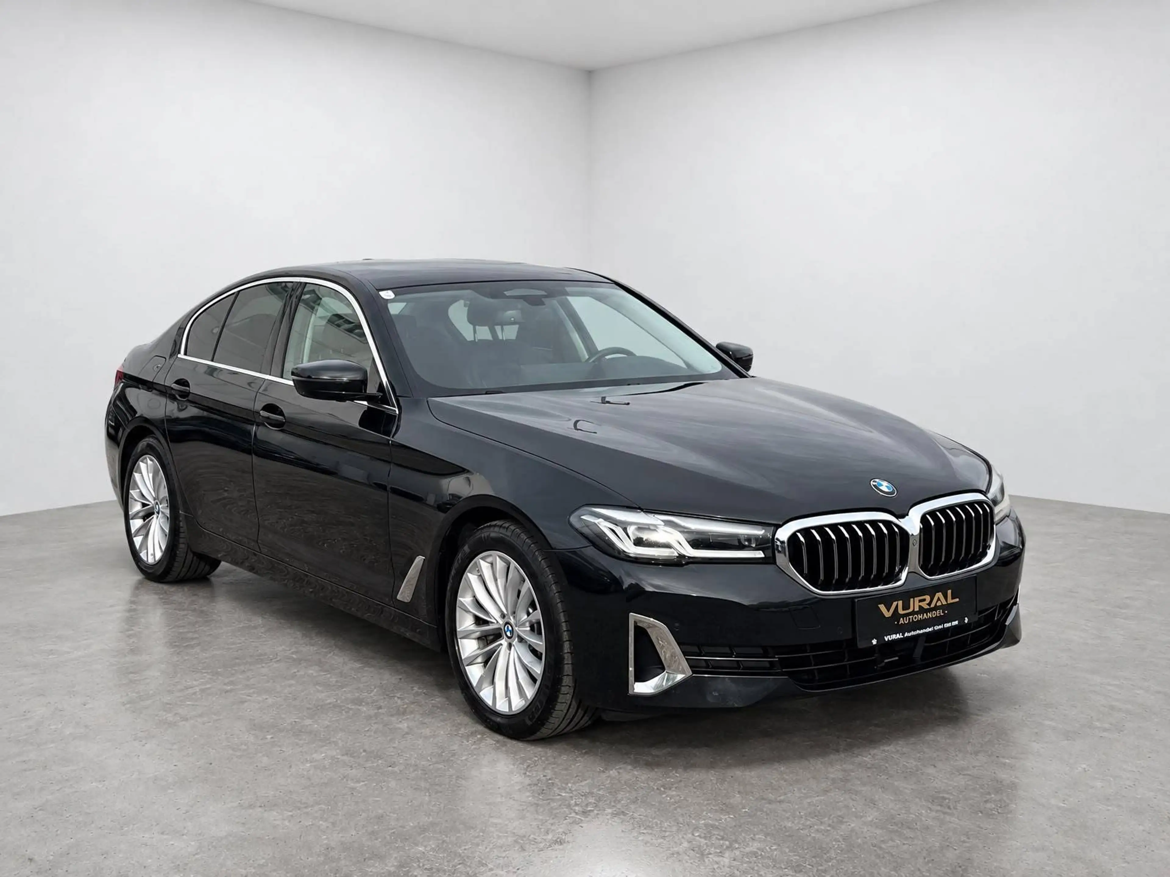 BMW 520 520 d xDrive Luxury Line Aut.| FACELIFT | — photo 5