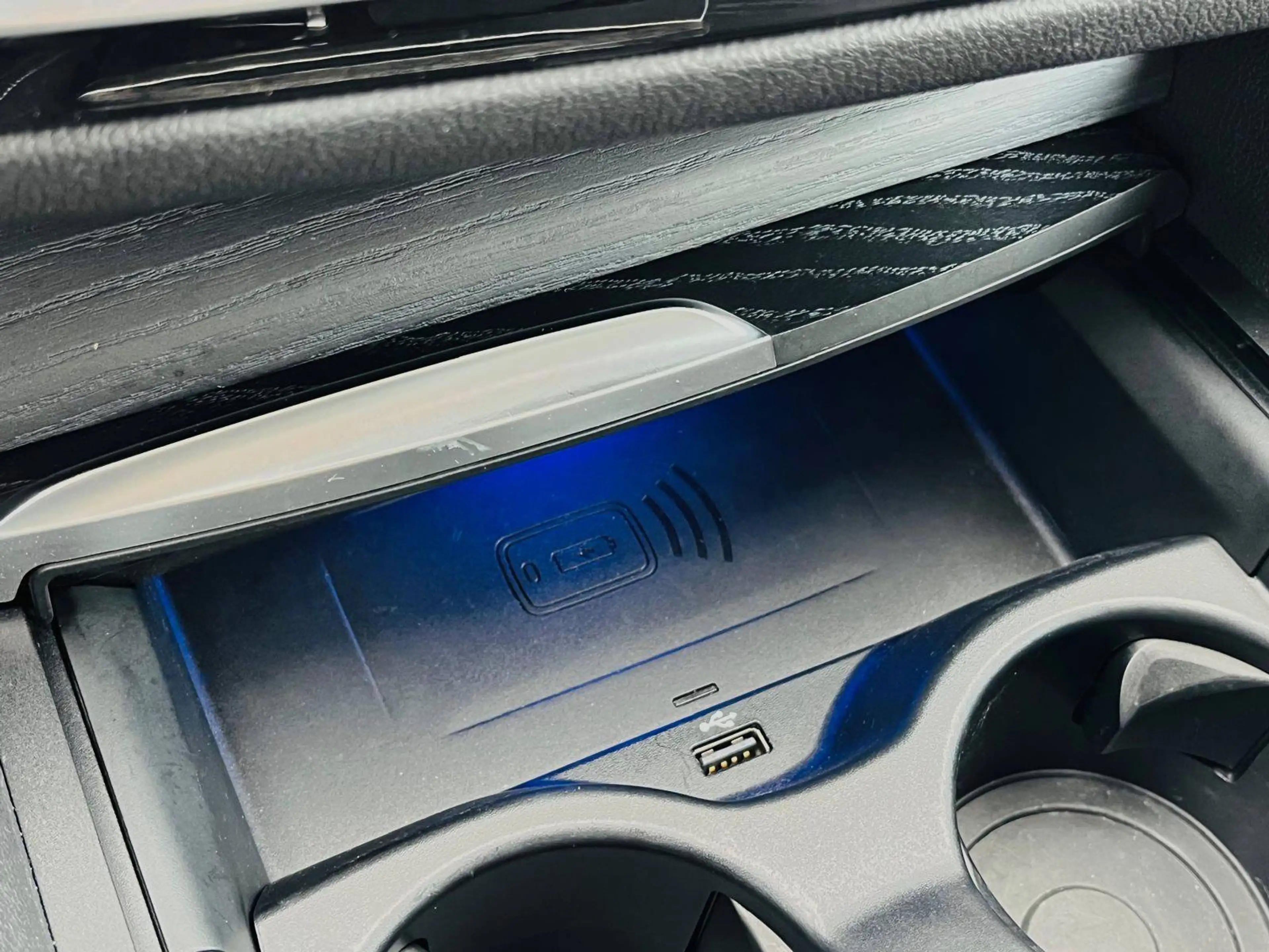 BMW 520 520 d xDrive Luxury Line Aut.| FACELIFT | — photo 15