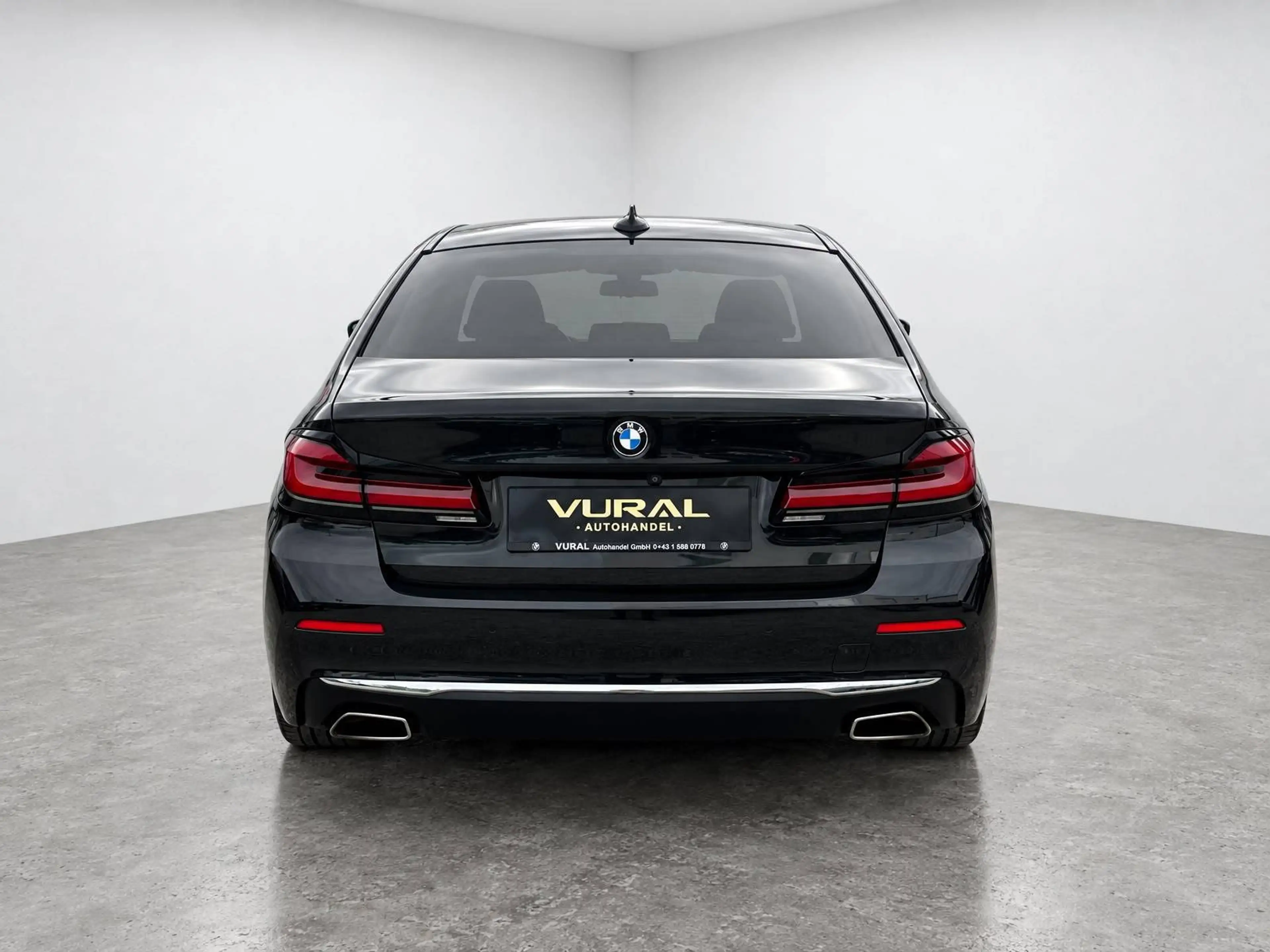 BMW 520 520 d xDrive Luxury Line Aut.| FACELIFT | — photo 4