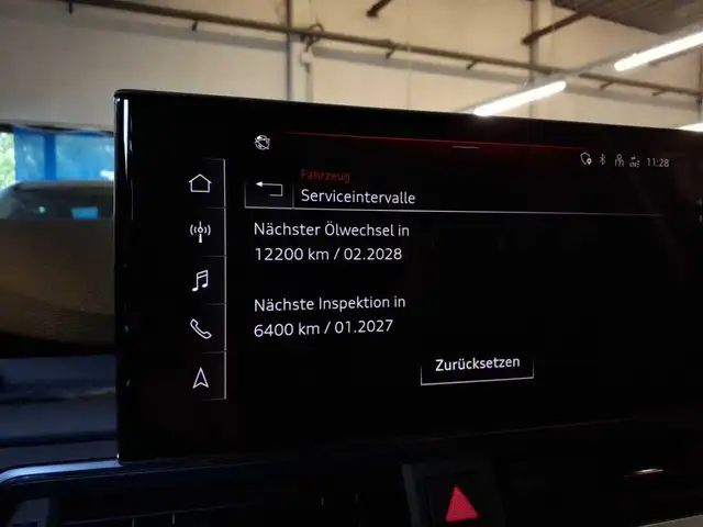 Audi A4 Allroad view 14