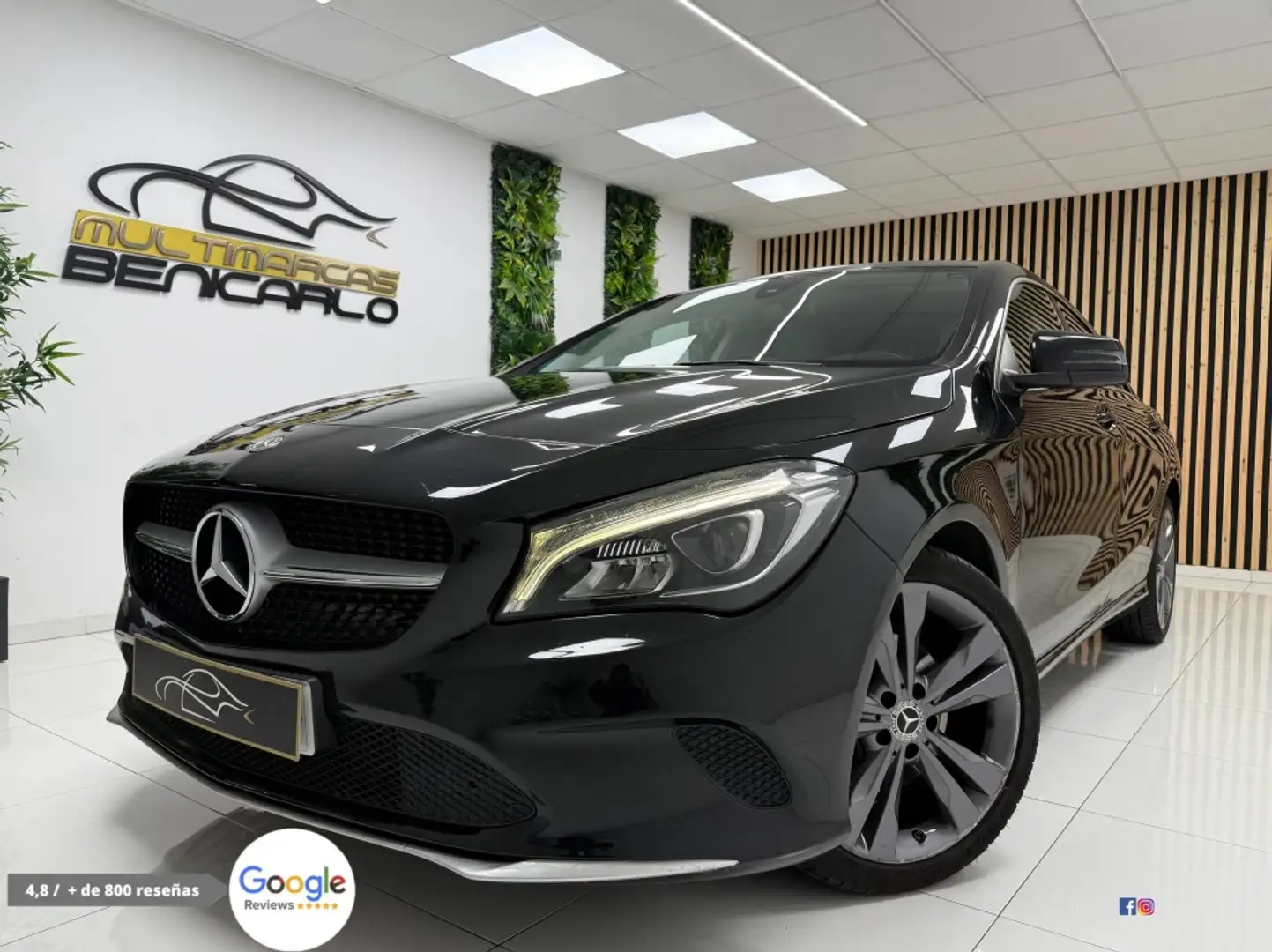 Mercedes-Benz CLA 200 200d Urban Negro - 1