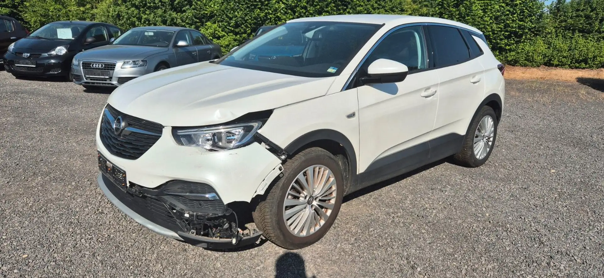 Opel Grandland X Grandland  Dynamic AHK Winterpaket Unfallwagen Weiß - 1