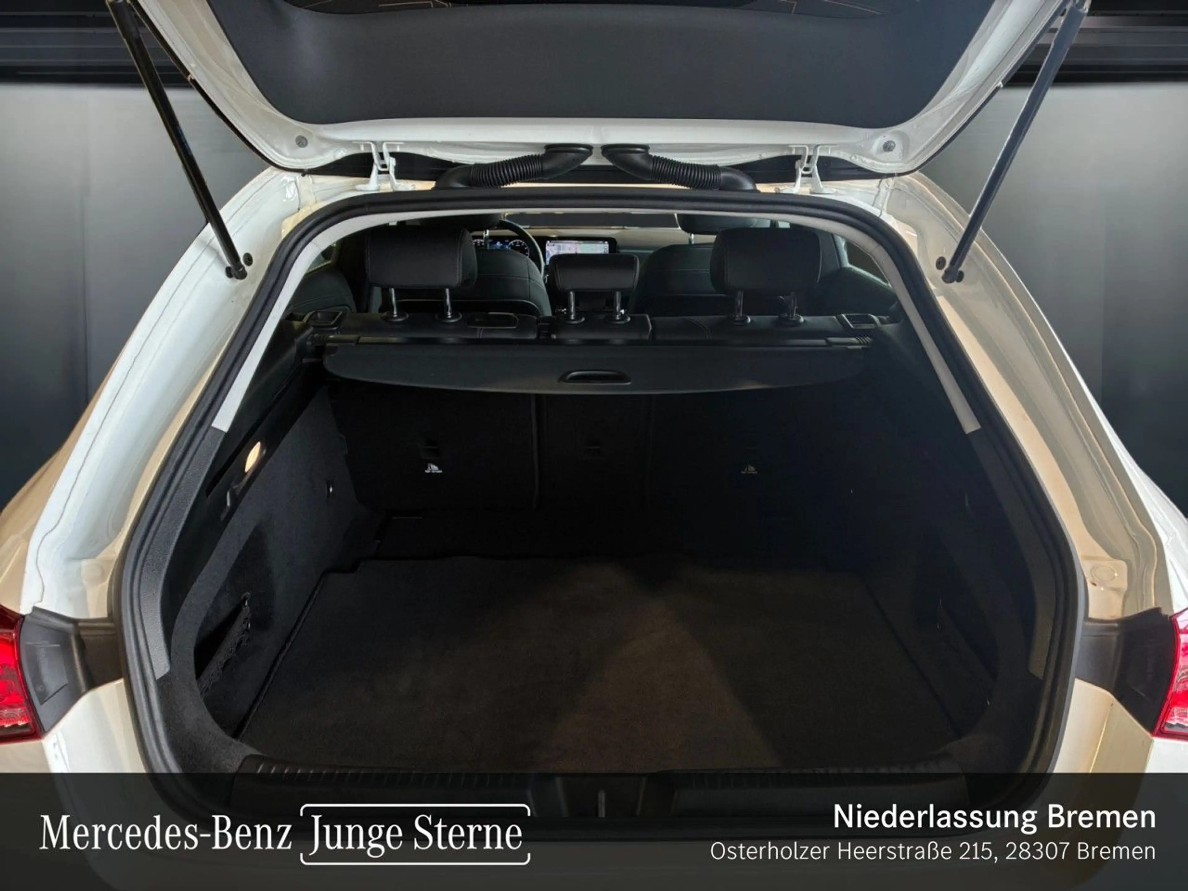 Mercedes-Benz CLA 180 PROGRESSIVE+PANO+LED+KAMERA+7G — photo 6