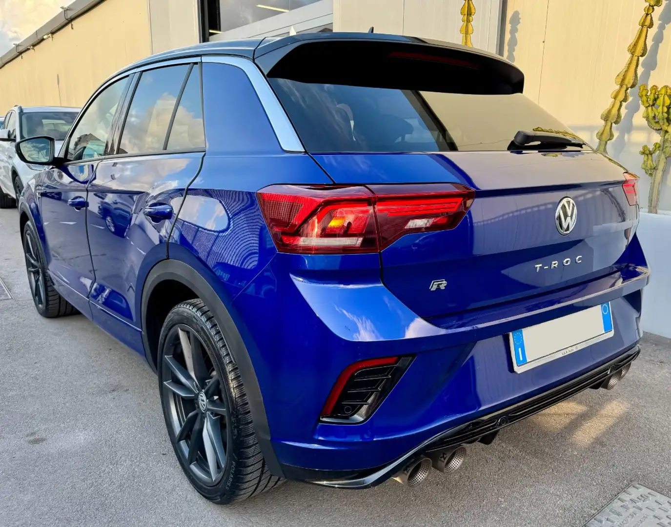 Volkswagen T-Roc R 2.0 TSI DSG 4MOTION BlueMotion Technology Blau - 2