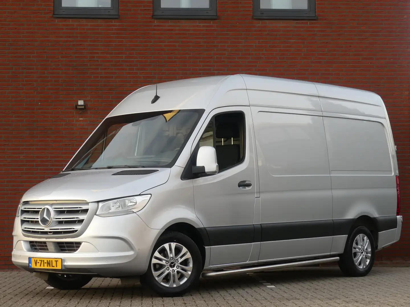 Mercedes-Benz Sprinter 315 CDI L2H2 Camera/PDC/Cruise control/Navigatie Grau - 1
