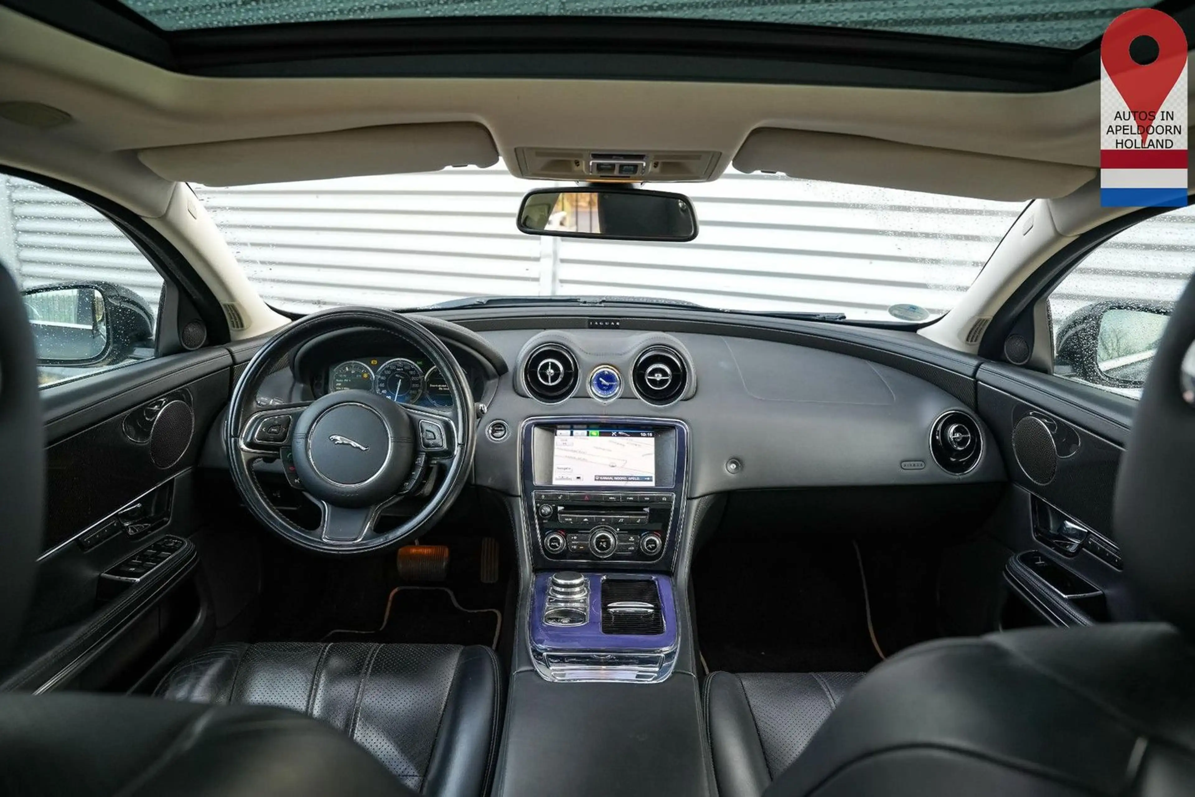 Jaguar XJ 3.0 V6D Portfolio Panodak leder navi kamera C — photo 2