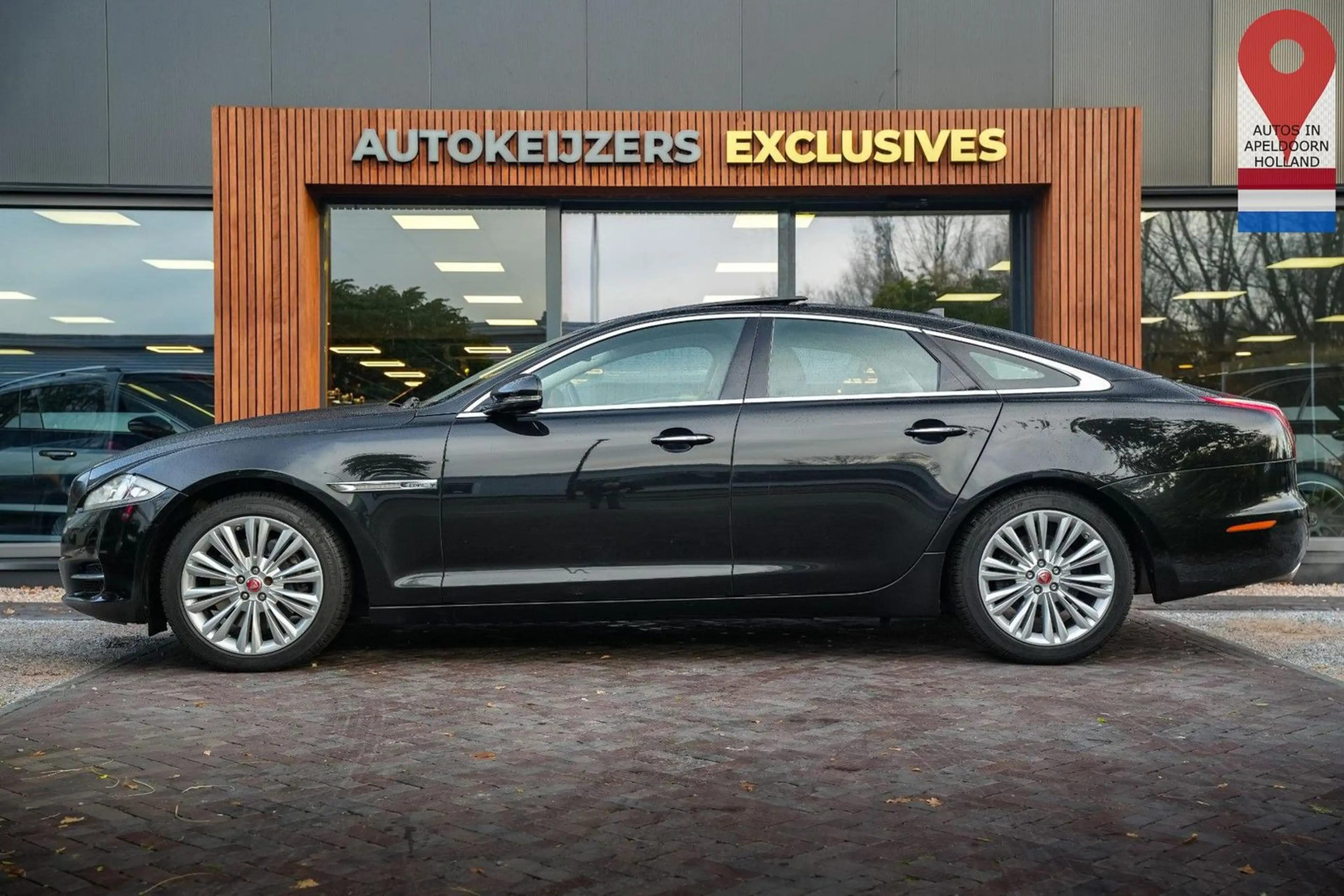 Jaguar XJ 3.0 V6D Portfolio Panodak leder navi kamera C — photo 5