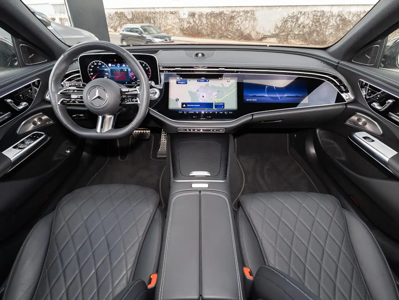 Mercedes-Benz E 200 T-Modell AUT Bel.Sitz HUD Leder SpurH 9