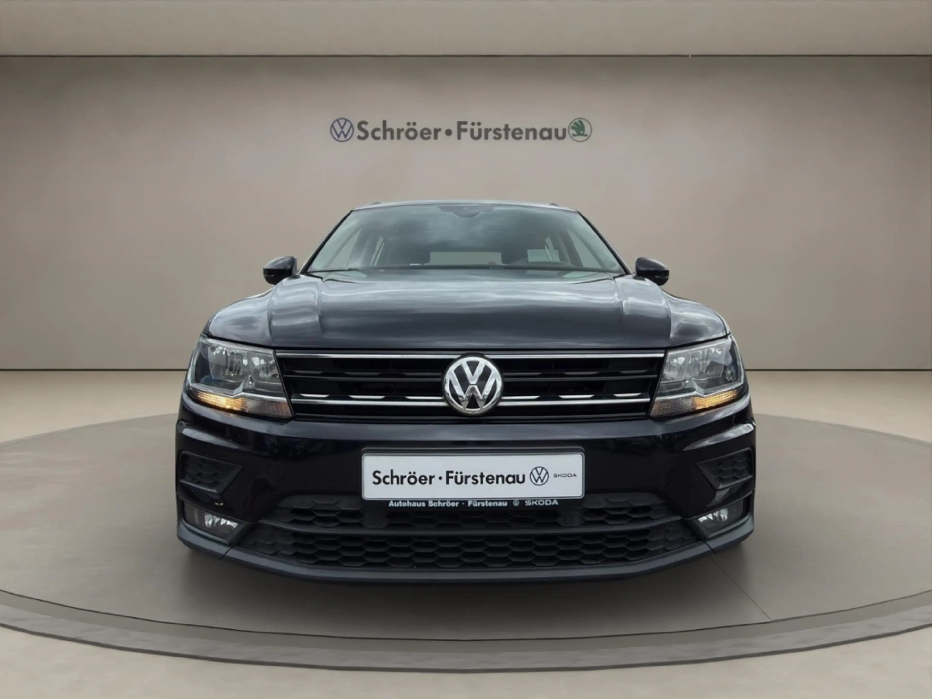 Volkswagen Tiguan 2.0 TDI DSG (nur an Händler/Export) — photo 8