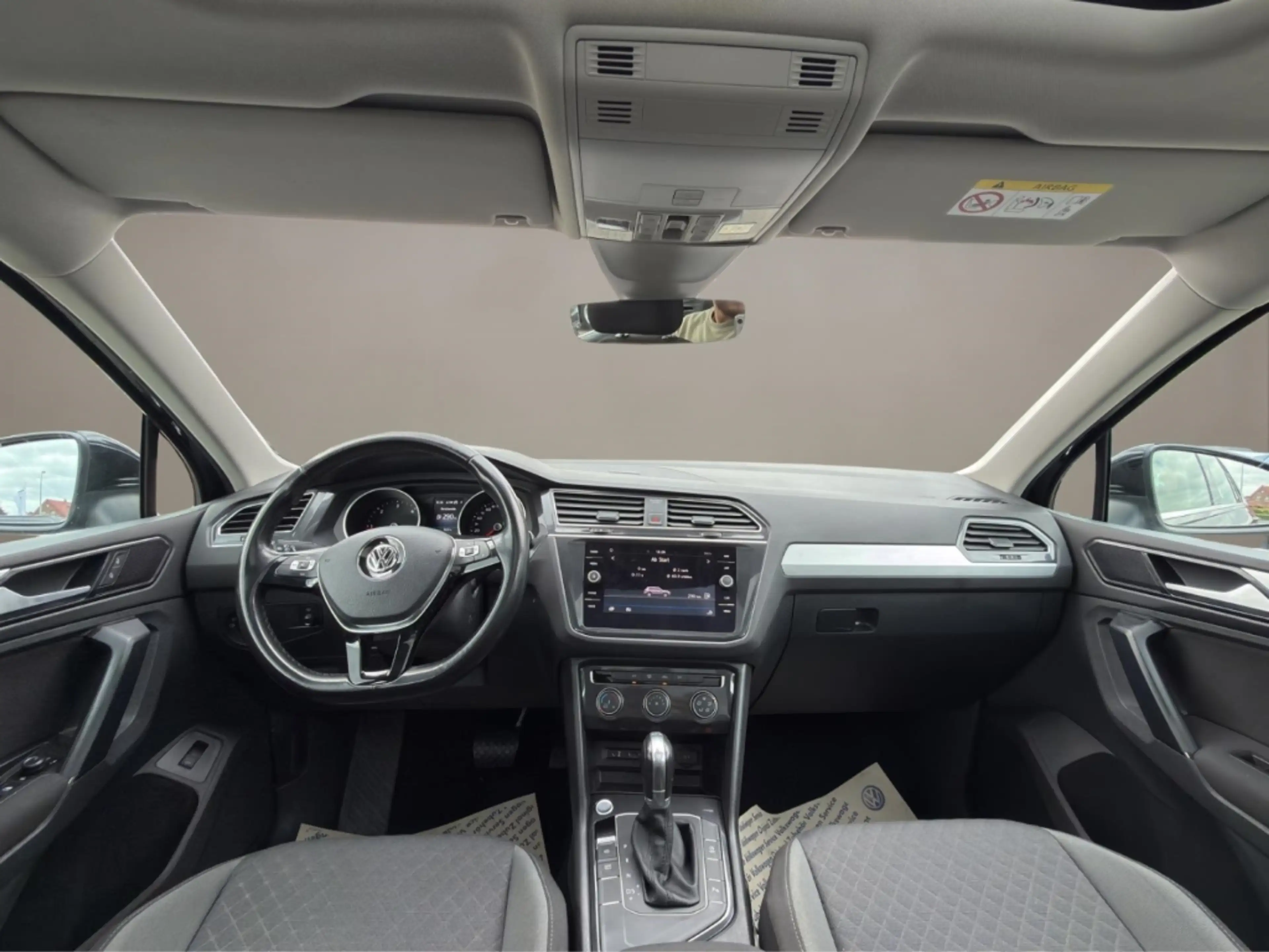 Volkswagen Tiguan 2.0 TDI DSG (nur an Händler/Export) — photo 15