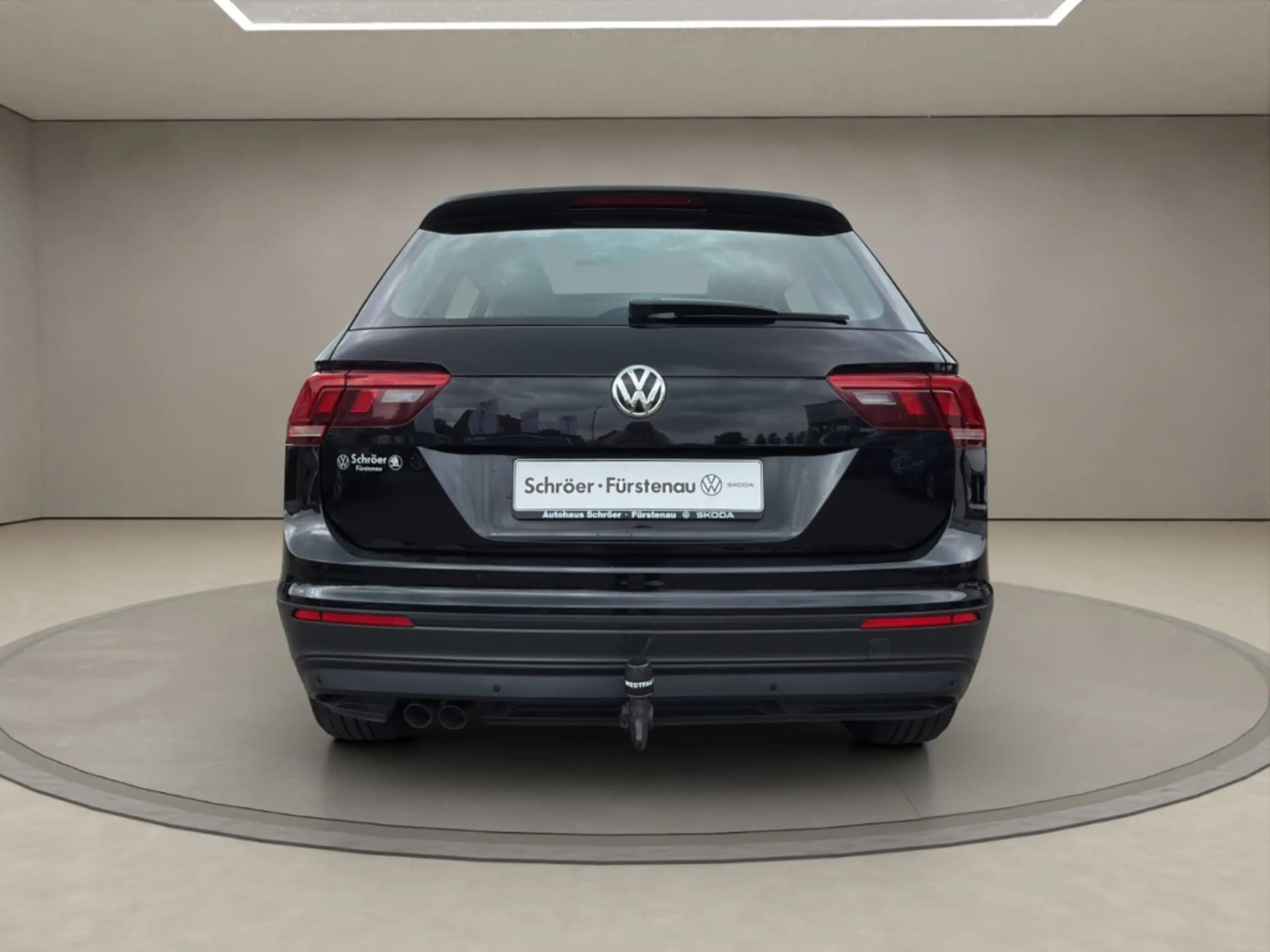 Volkswagen Tiguan 2.0 TDI DSG (nur an Händler/Export) — photo 4