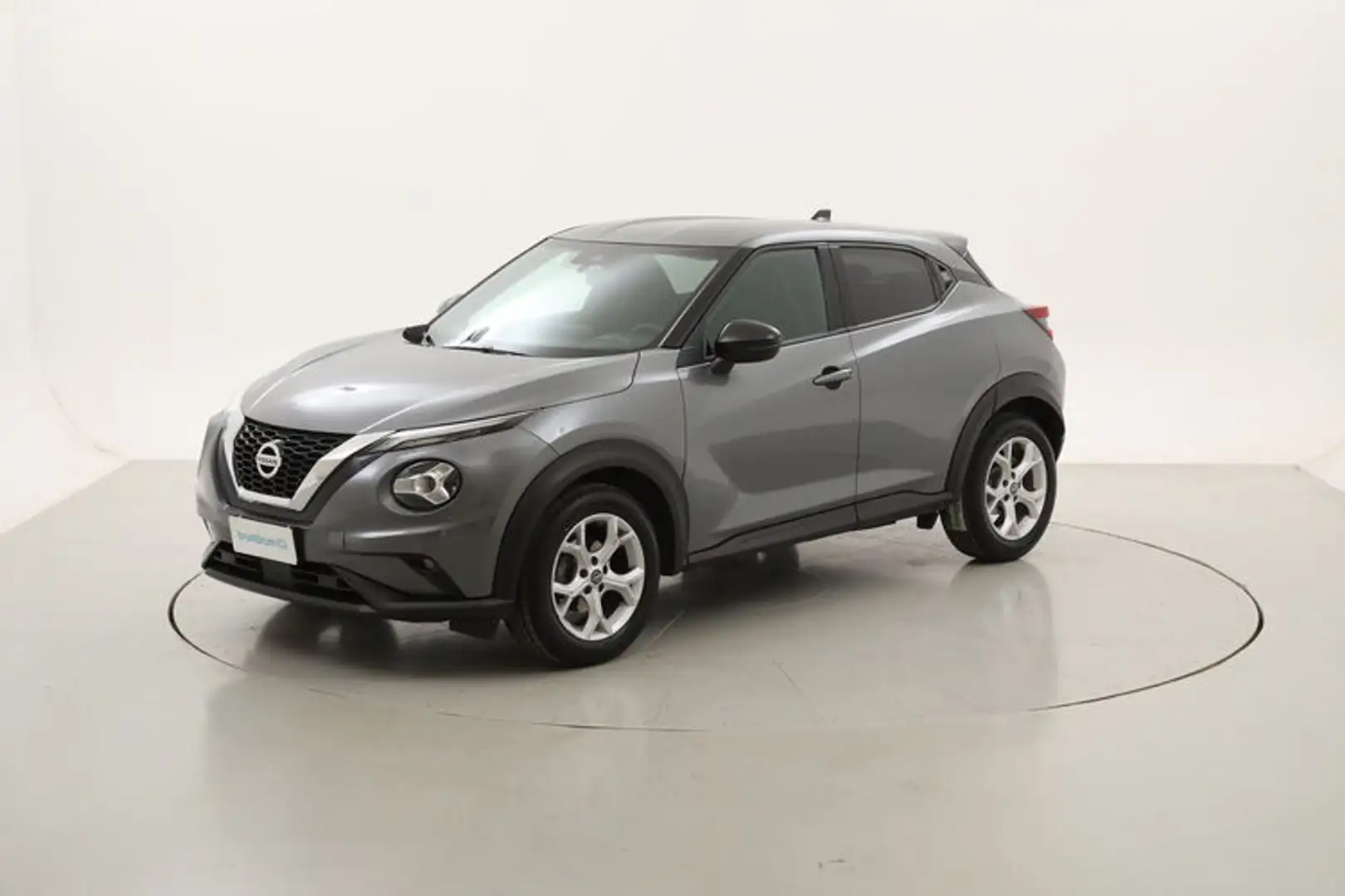 Nissan Juke N-Connecta DCT 1.0 Benzina 114CV Grigio - 1