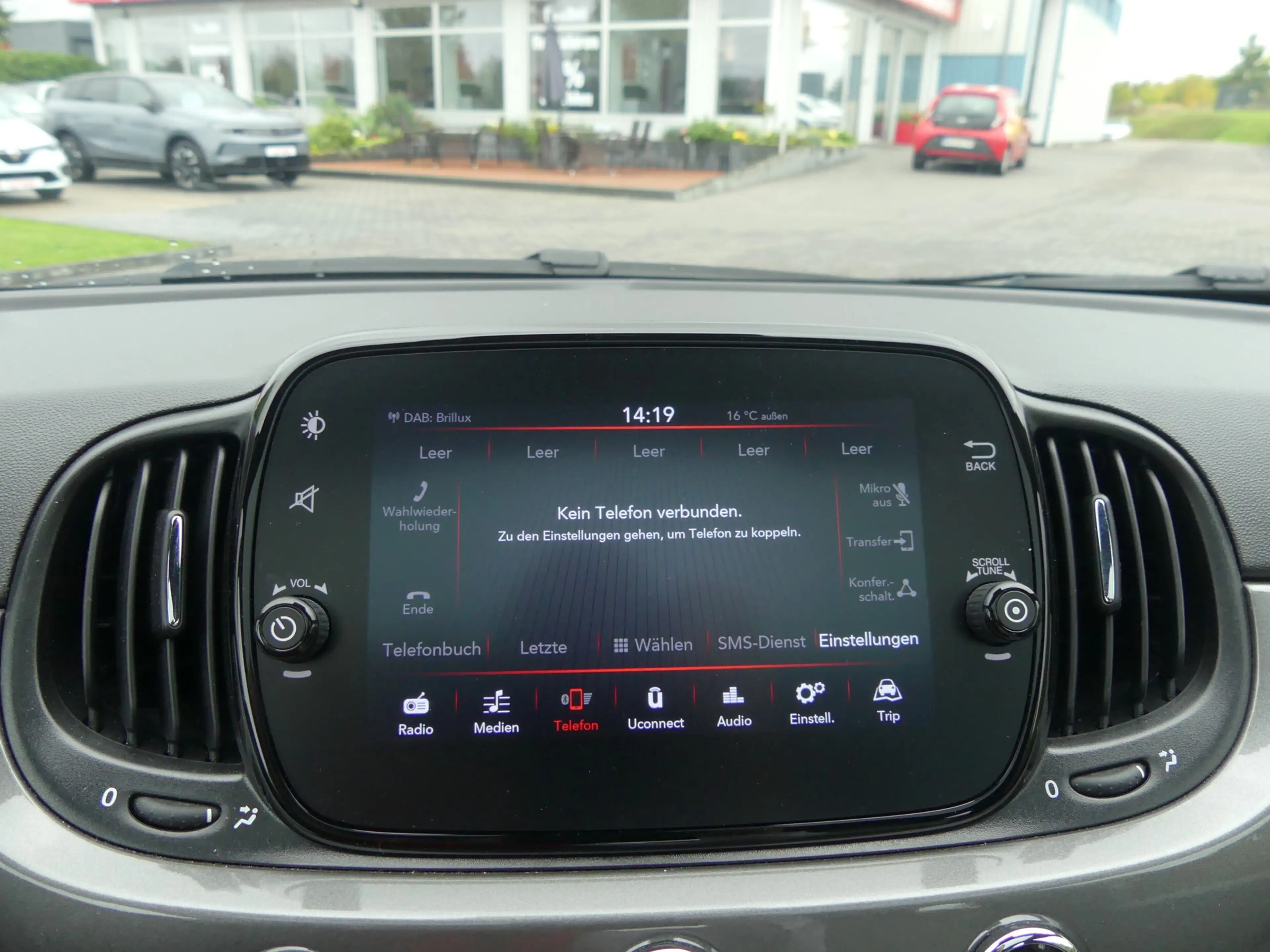 Fiat 500 1.0 M-Hybrid Dolcevita Leder Panorama PDC — photo 12