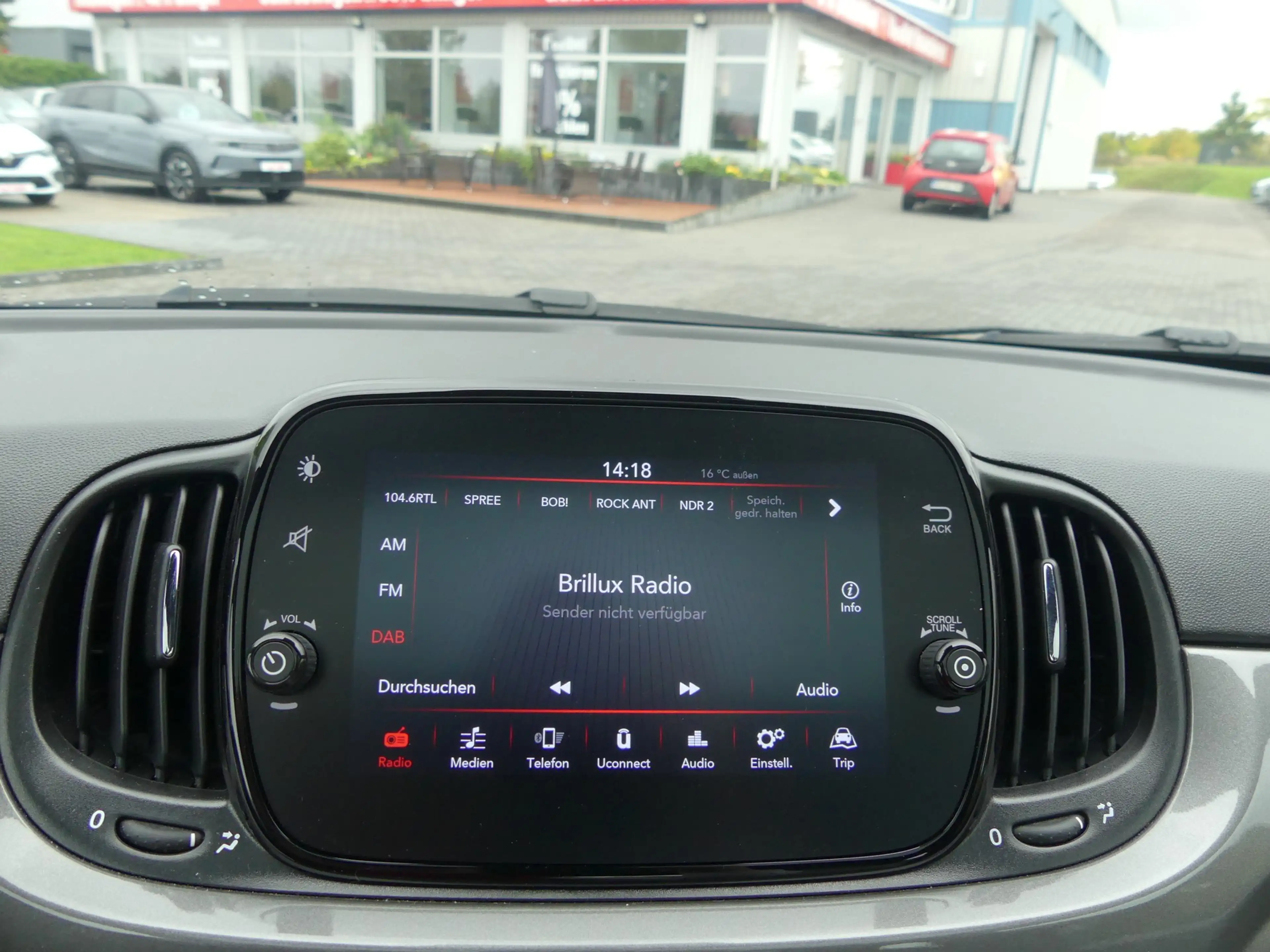 Fiat 500 1.0 M-Hybrid Dolcevita Leder Panorama PDC — photo 11