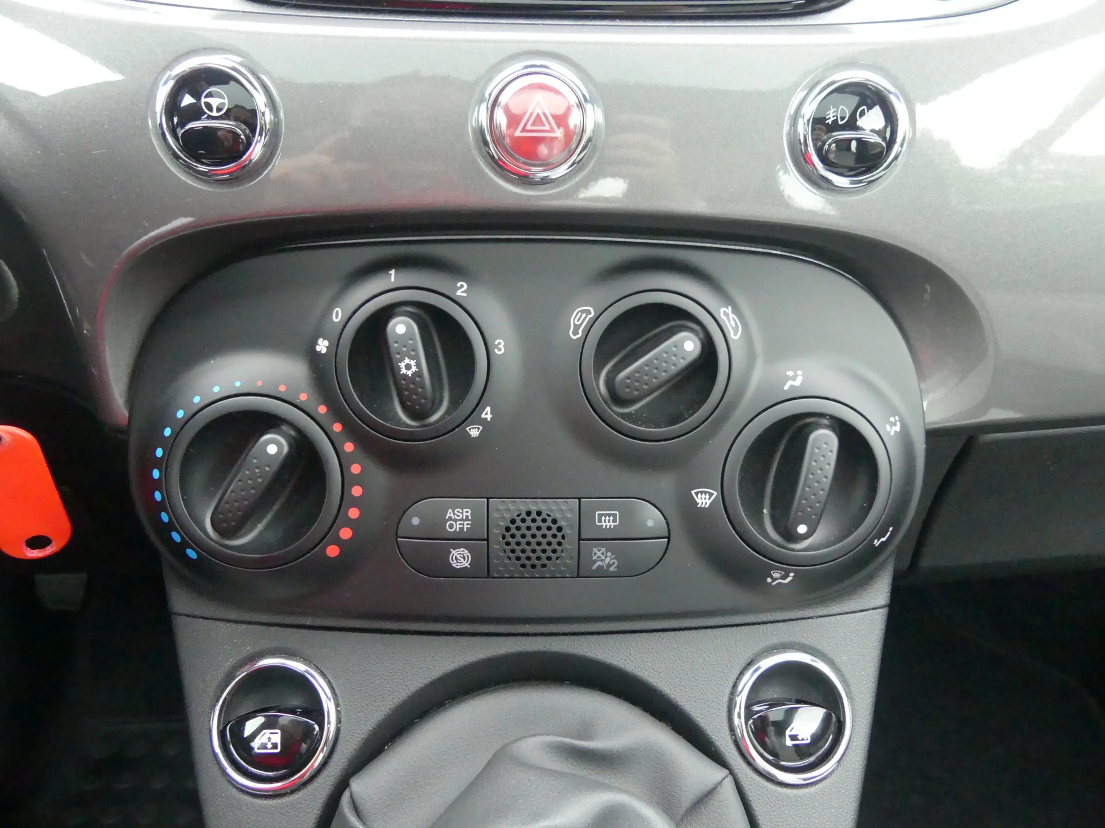 Fiat 500 1.0 M-Hybrid Dolcevita Leder Panorama PDC — photo 13