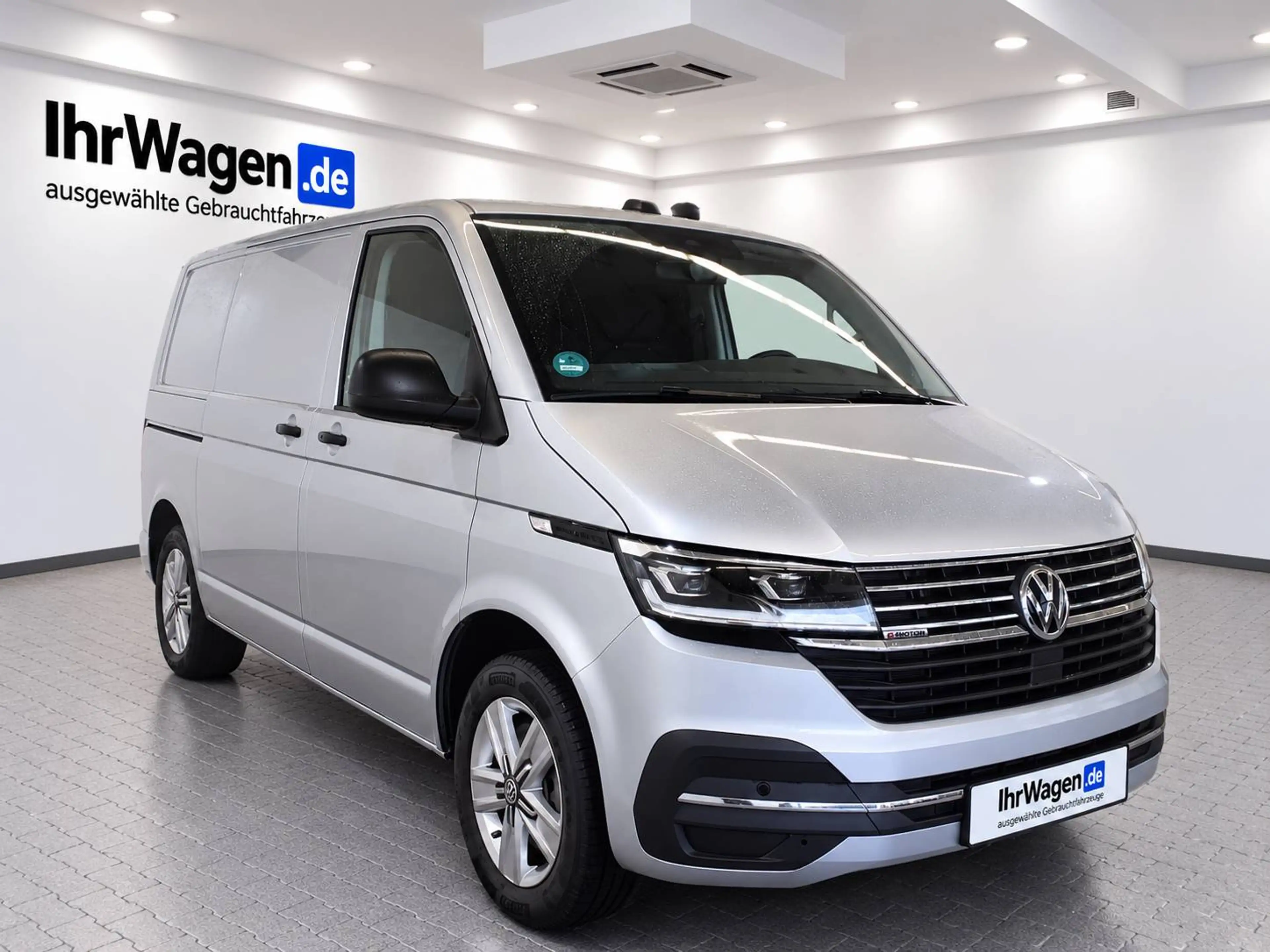 Volkswagen T6.1 Transporter 4MOTION+DSG*1.Hd*LIVE Cockpit* — photo 3