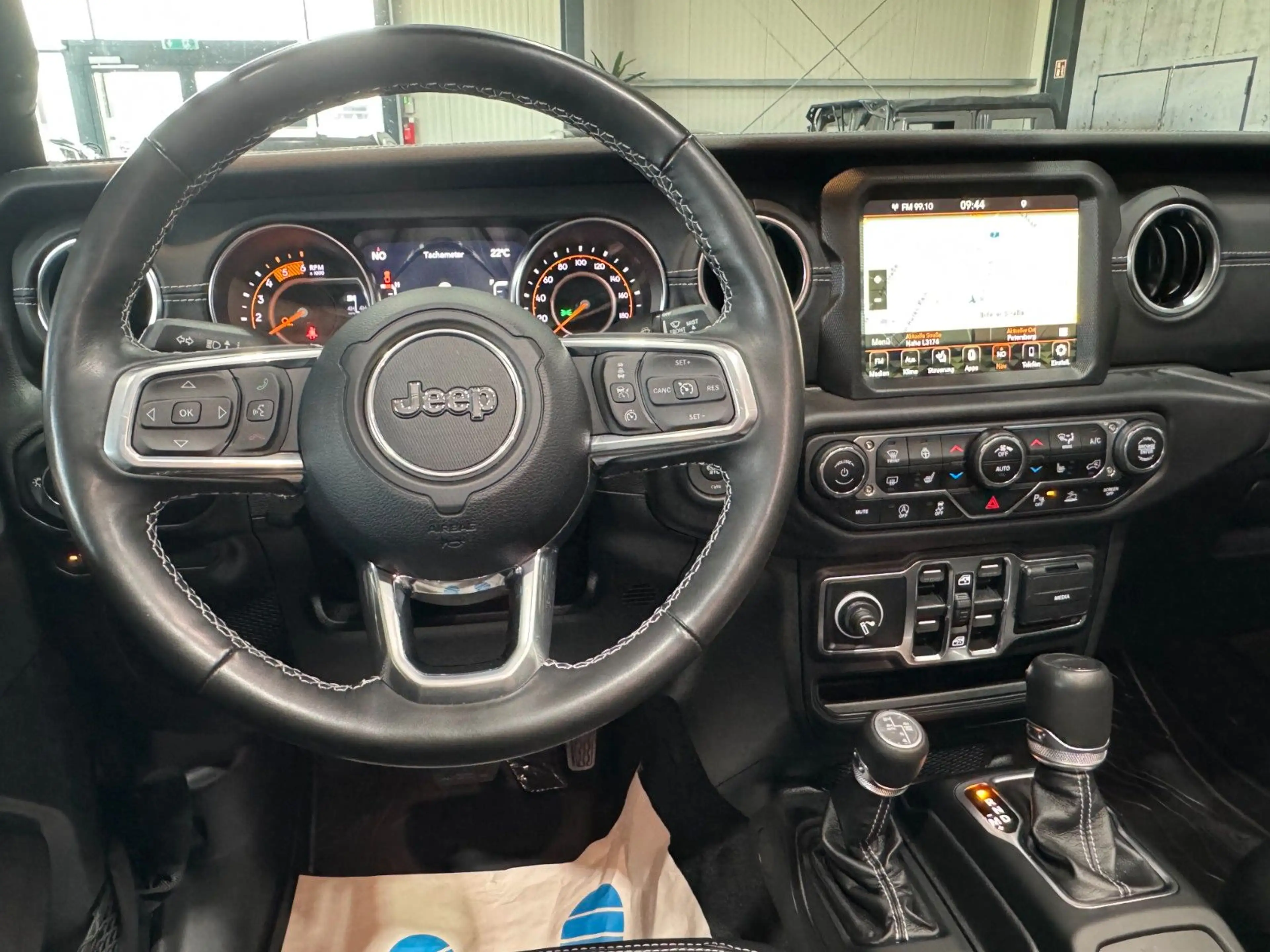 Jeep Gladiator /Overland/4WD/HARDTOP/FRONTKAM/5.SITZER — photo 10