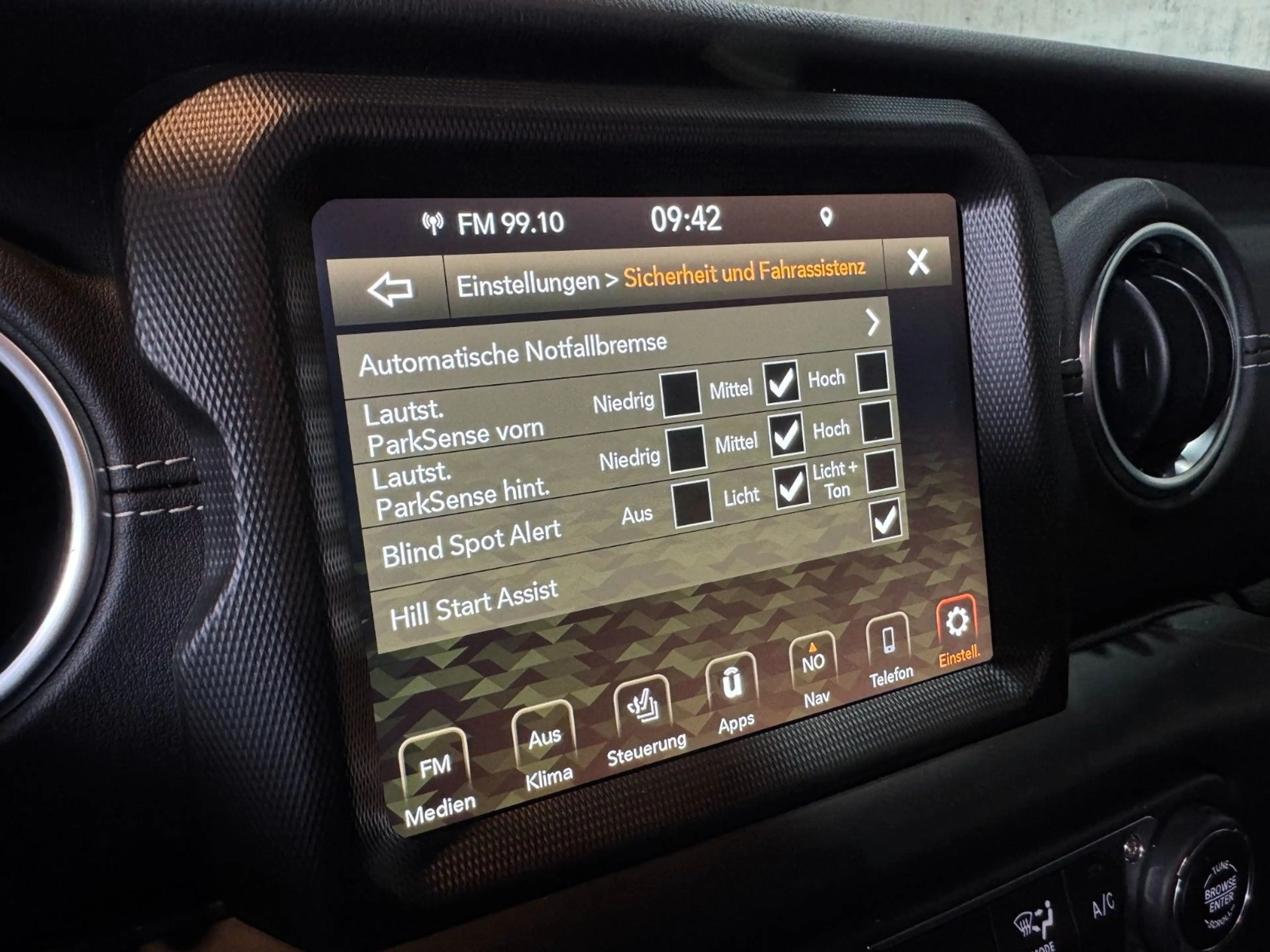 Jeep Gladiator /Overland/4WD/HARDTOP/FRONTKAM/5.SITZER — photo 12
