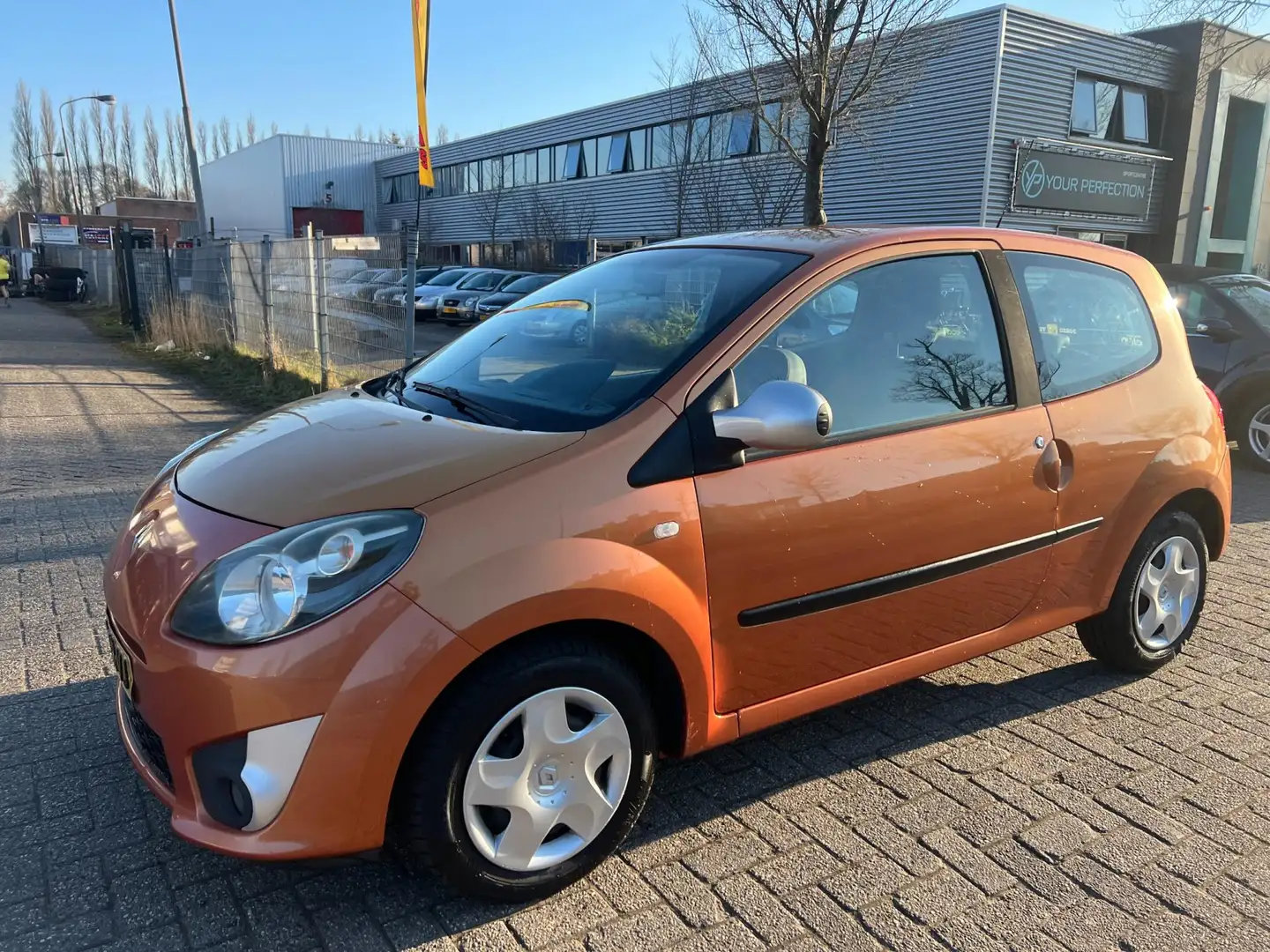 Renault Twingo 1.2 Dynamique - NIEUWE DISTRIBUTIERIEM Oranje - 2