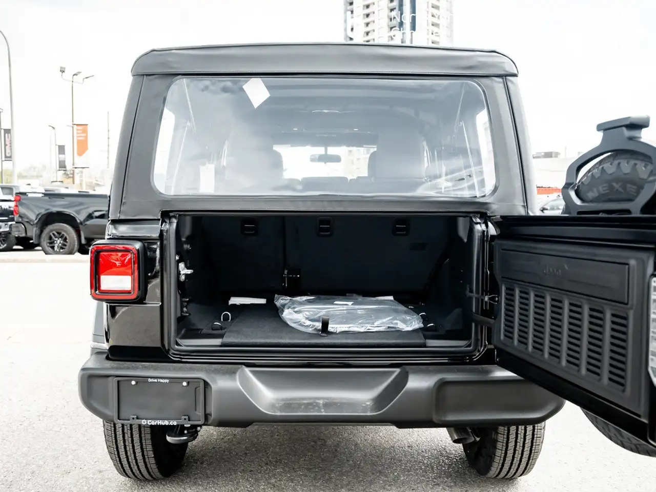 Jeep Wrangler снимка Jeep Wrangler