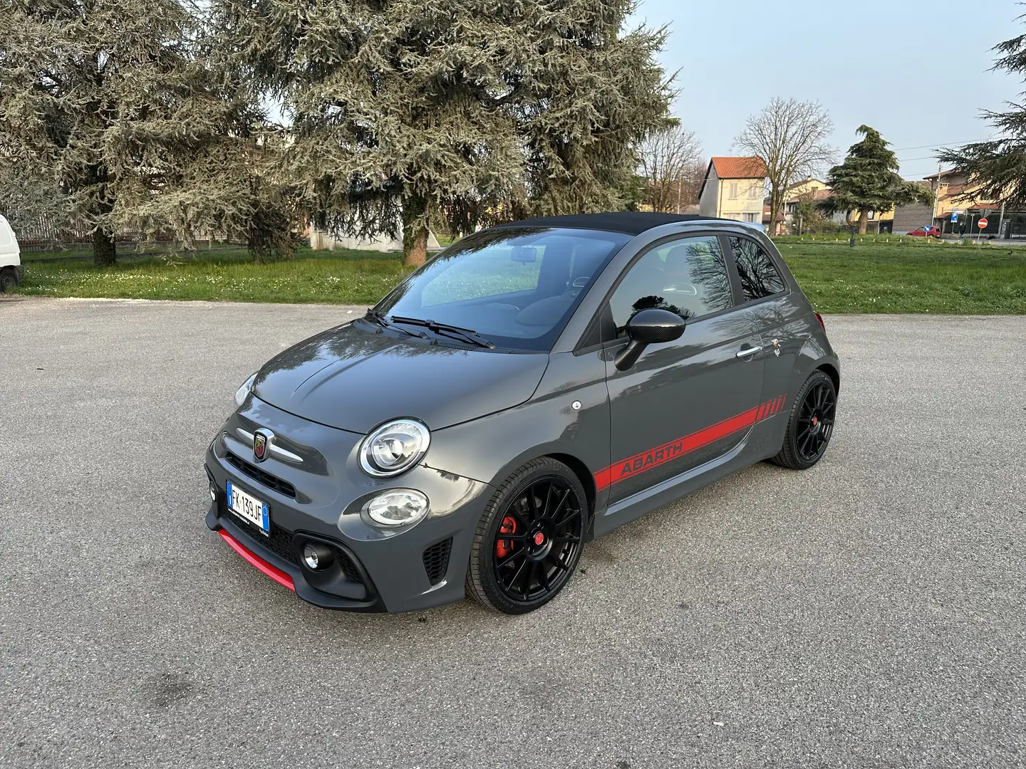 Abarth 695C 695C  XSR Yamaha Limited Edition Grau - 1