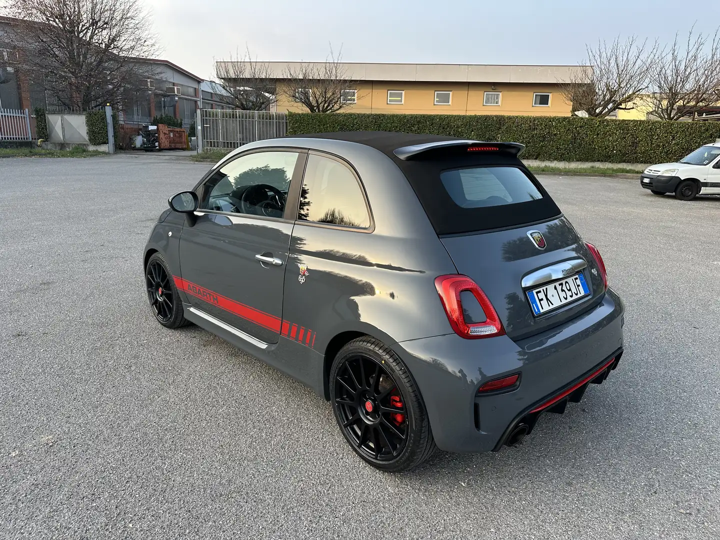Abarth 695C 695C  XSR Yamaha Limited Edition Grau - 2