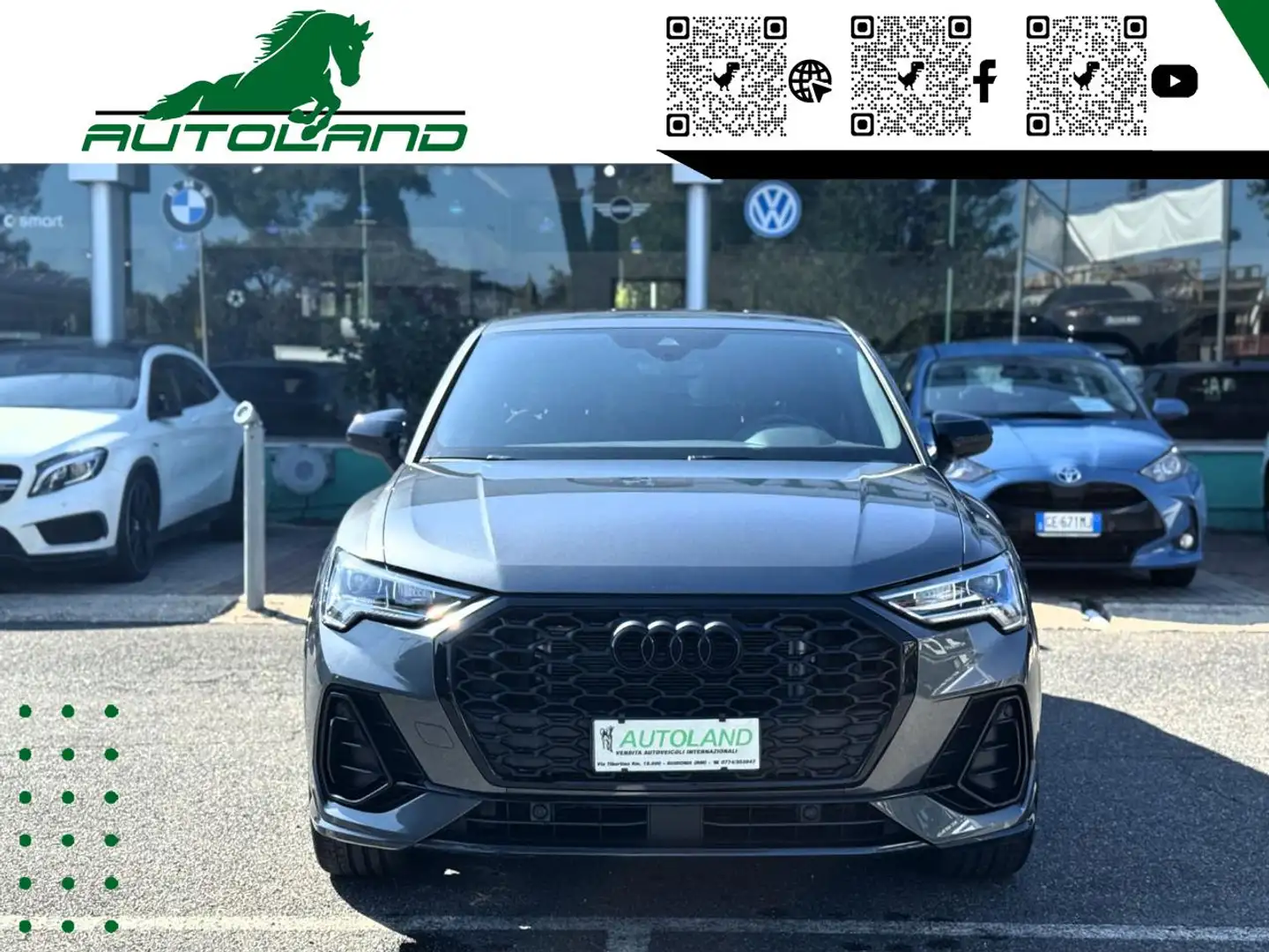 Audi Q3 SPB 35 TFSI Identity Black 150CV S line Grigio - 2