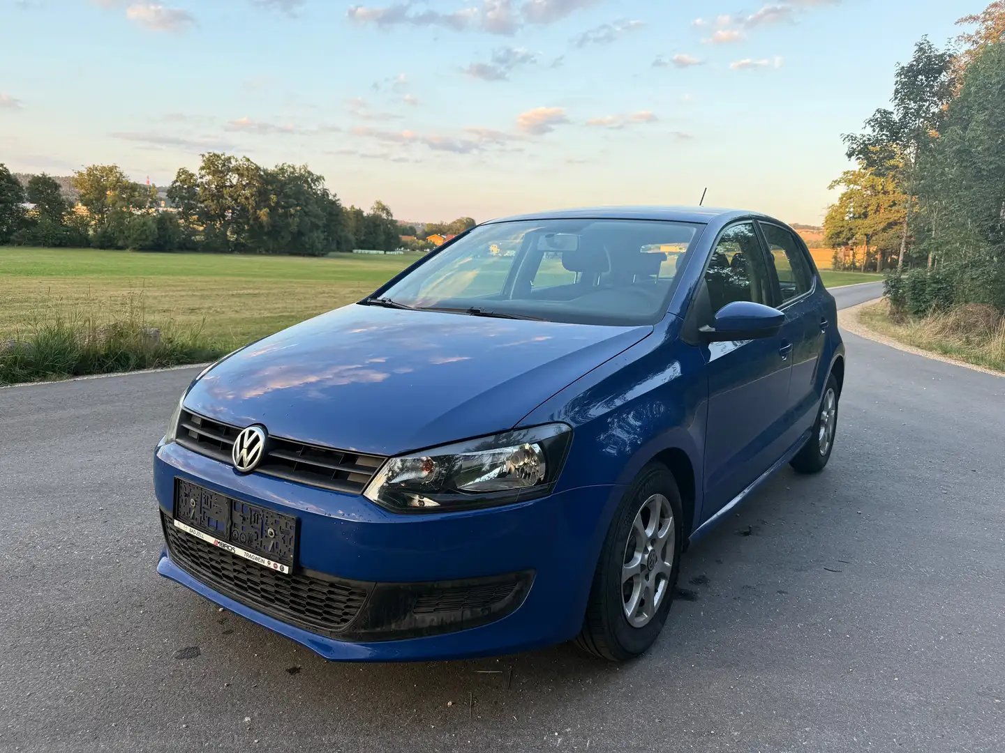 Volkswagen Polo Blau - 1