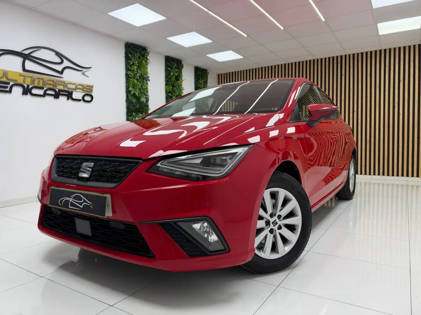 SEAT Ibiza 1.0 TSI S&S Style 110 Rojo - 2