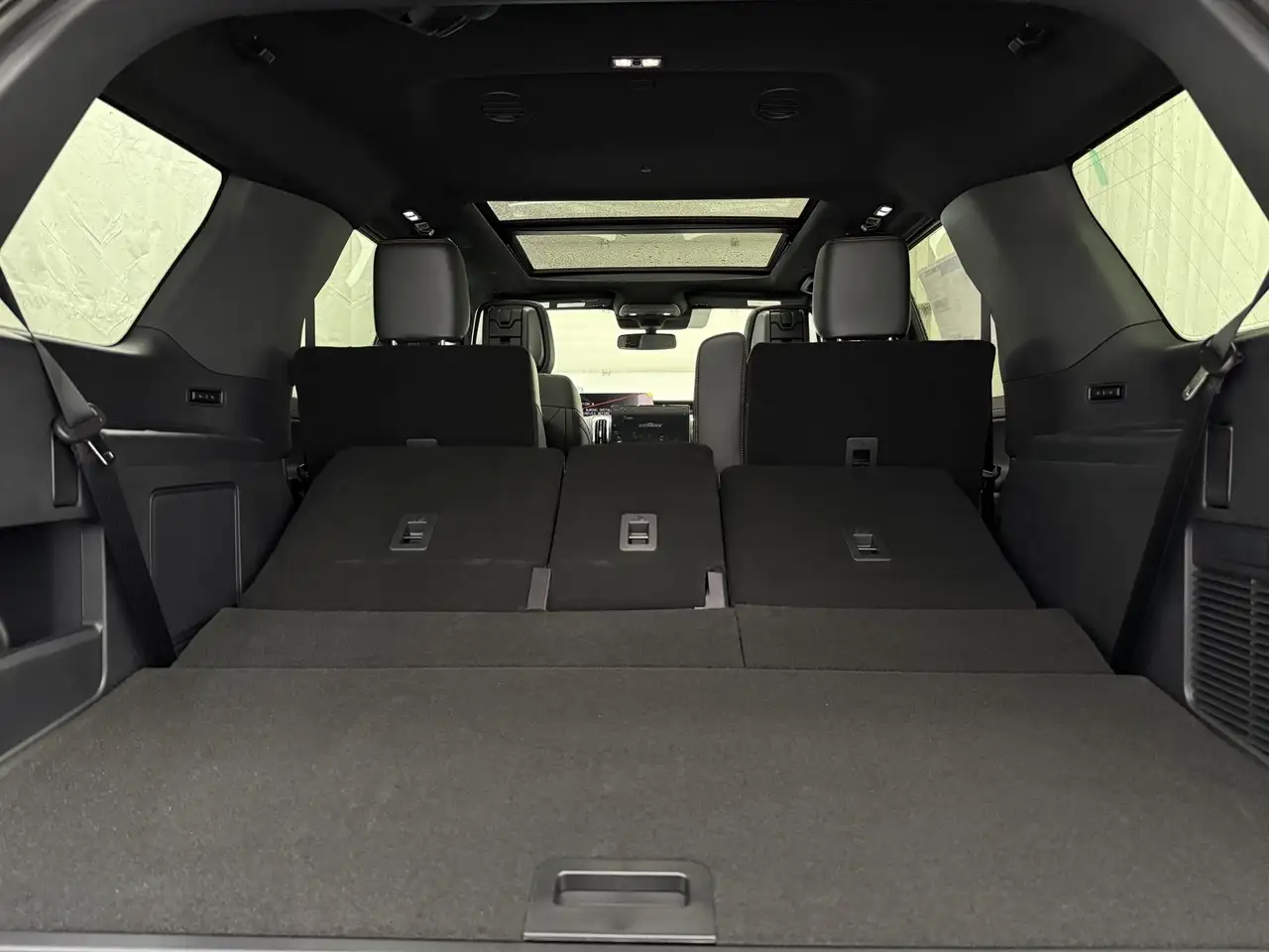 Ford Expedition снимка Ford Expedition