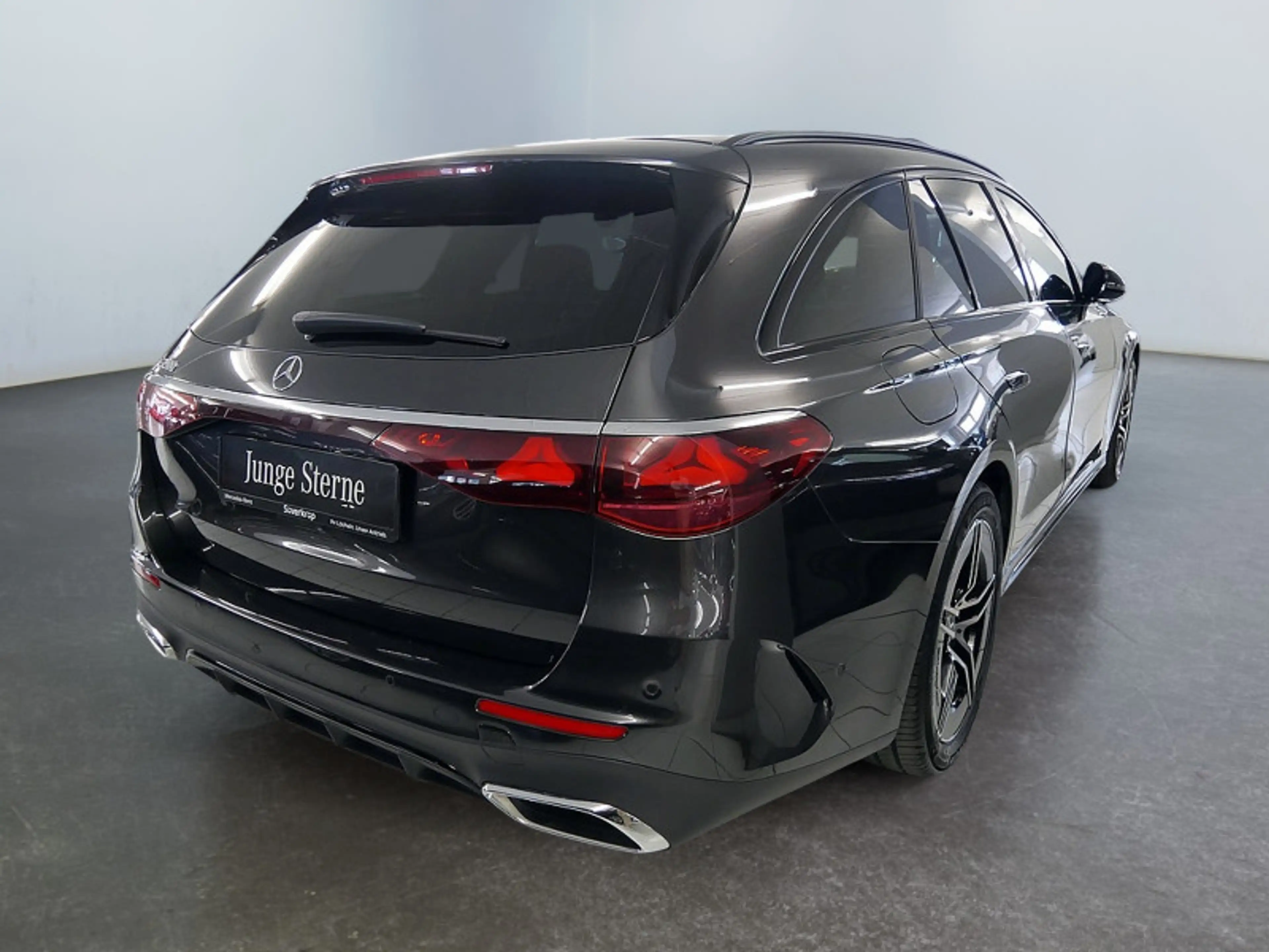 Mercedes-Benz E 200 T , AMG NIGHT AHK DISTR KAMERA PANO SPUR — photo 5