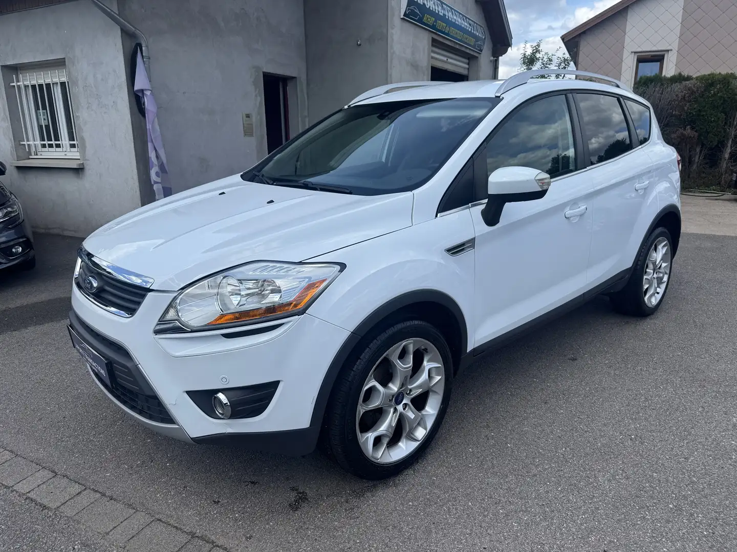 Ford Kuga 2.0 TDCI 163CH FAP TITANIUM 4X4 Blanc - 1