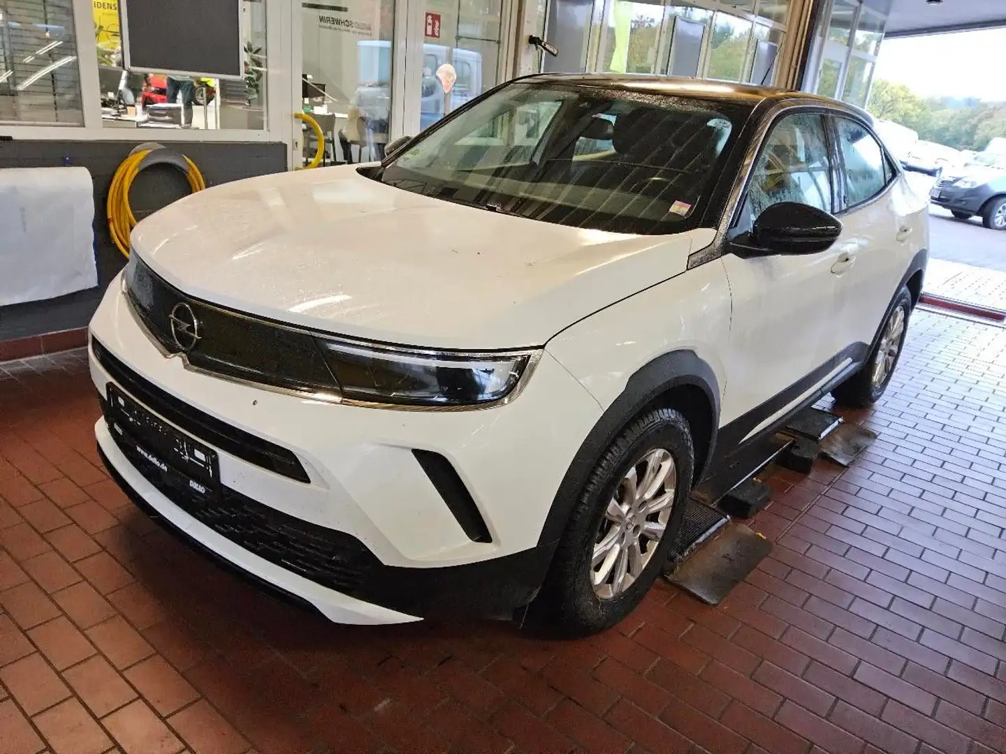 Opel Mokka-E Edition 11 kW,Klima,PDC,RFK,Allwetter Blanc - 1