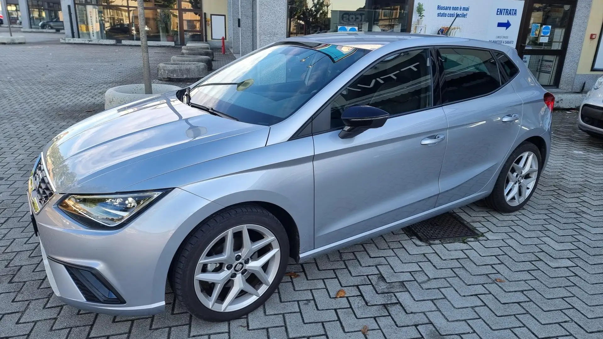 SEAT Ibiza 1.0 ecotsi FR 110cv dsg Argento - 1