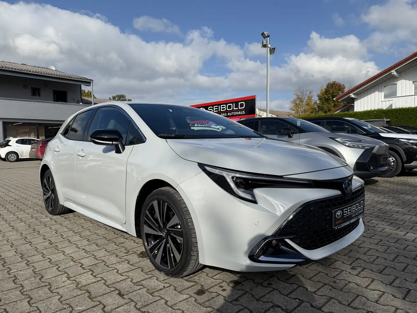 Toyota Corolla 5-Türer Teamplayer 1,8-l-Hybrid  *Zins 1.99%* Grau - 2