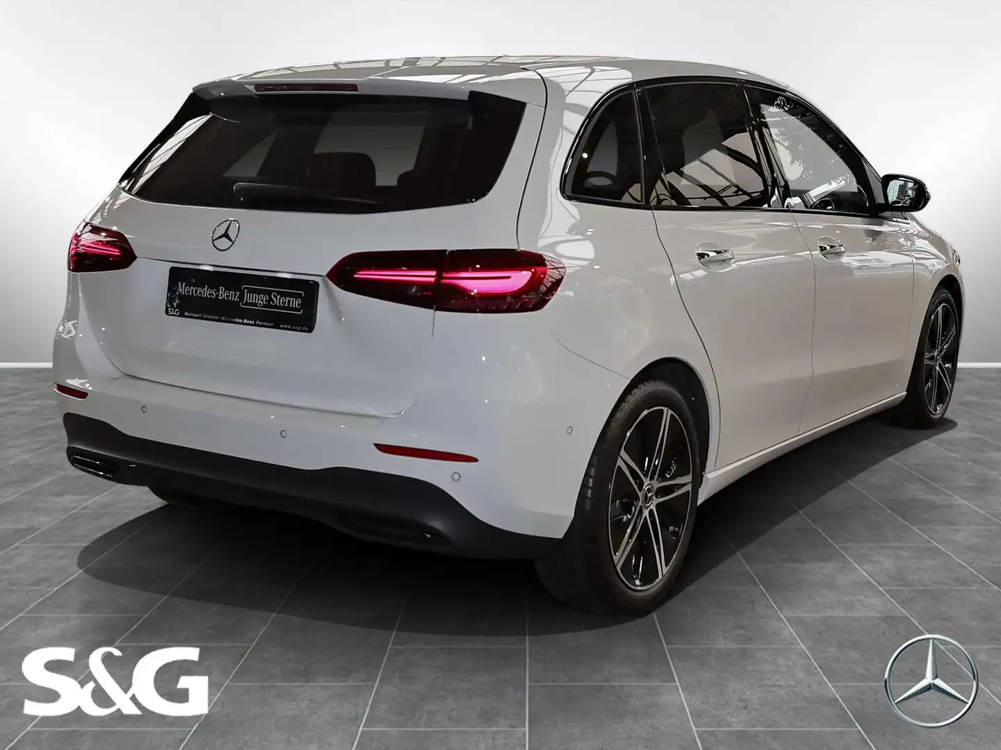 Mercedes-Benz B 200 AHK+TOTWINKEL+MEMORY+360°+KEYLESS+Night+18 Weiß - 2