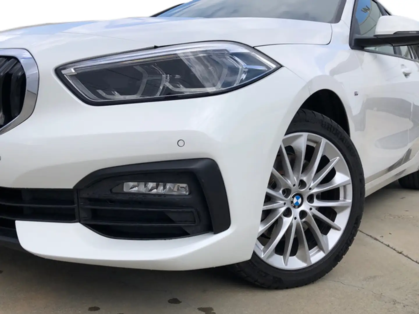 BMW 116 116dA Blanc - 2