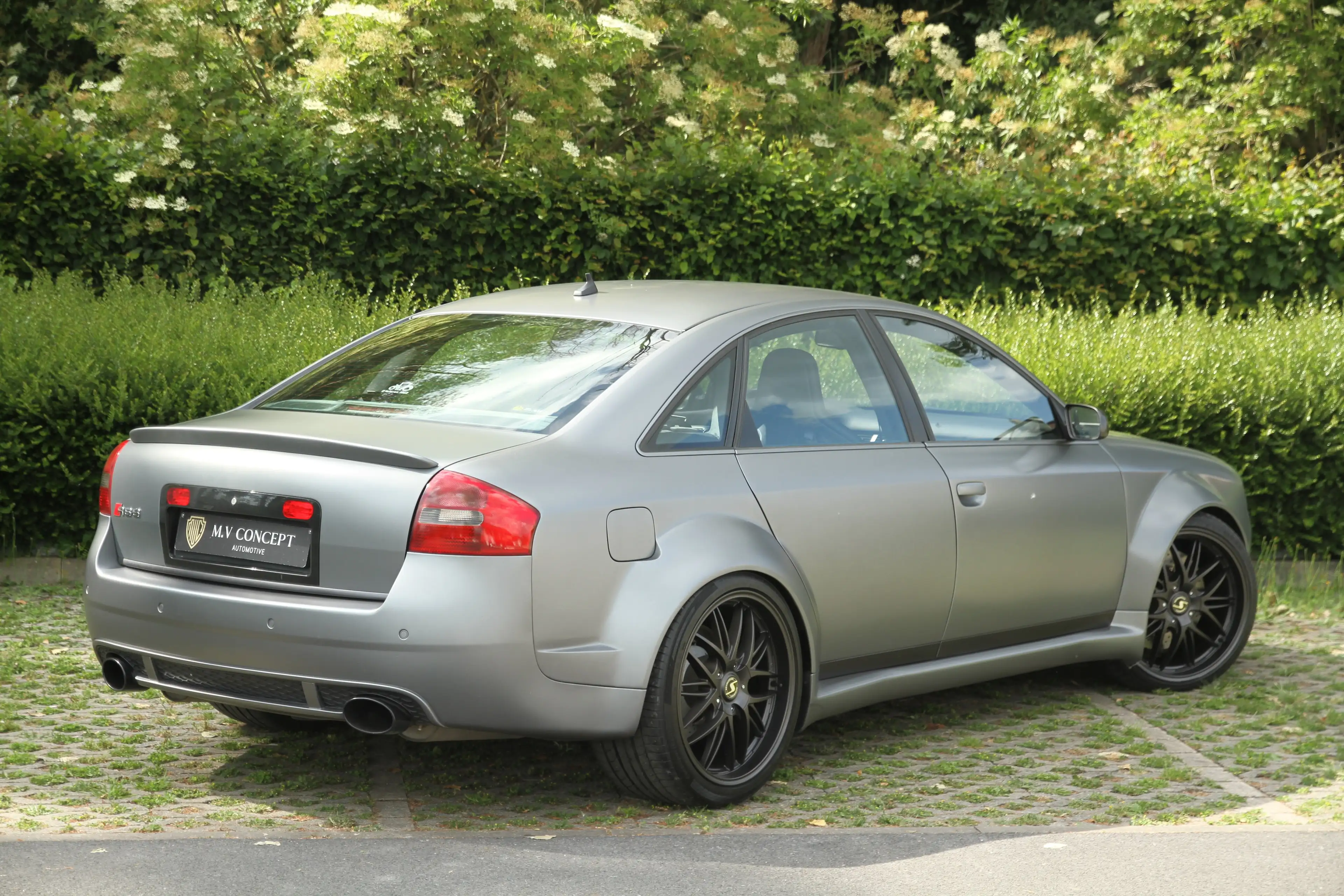 Audi RS6 4.2i V8 Quattro - La Tour Recordings Showcar — photo 5