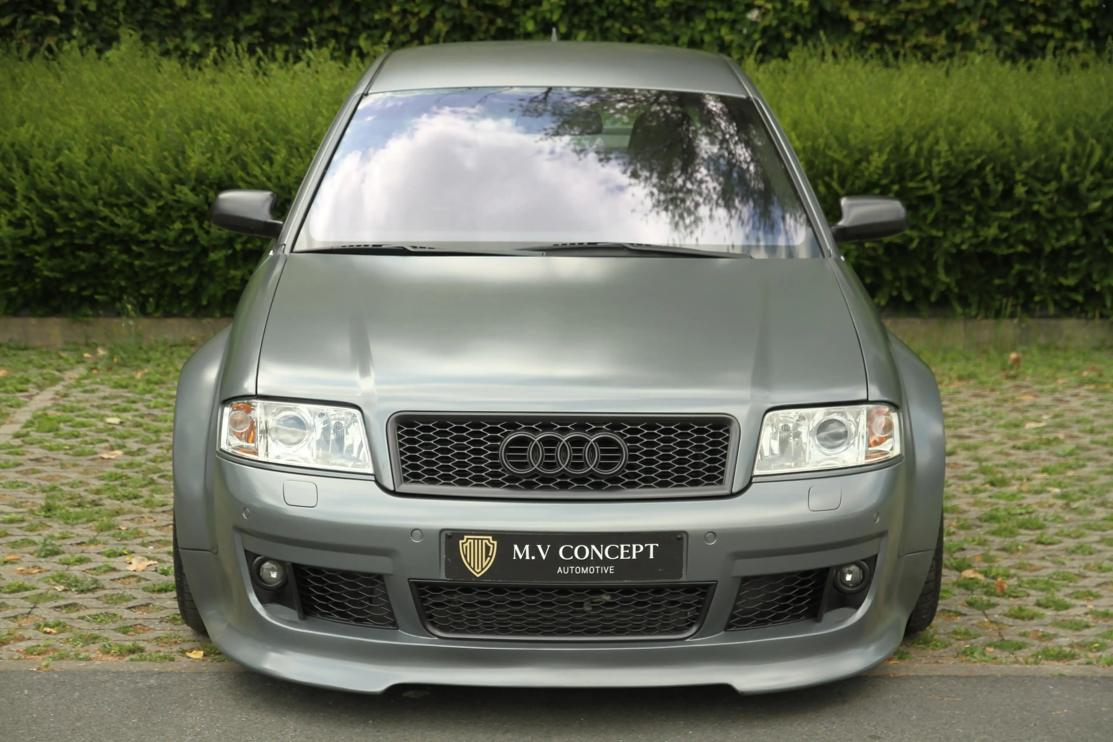 Audi RS6 4.2i V8 Quattro - La Tour Recordings Showcar — photo 8