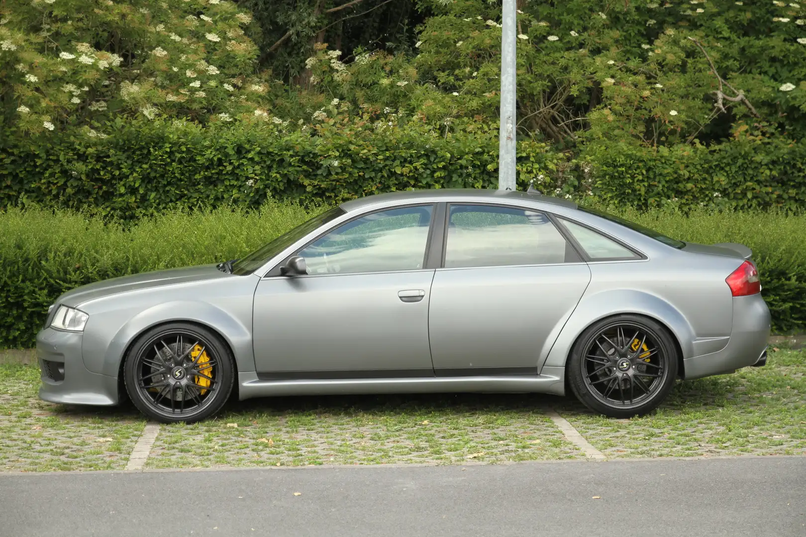 Audi RS6 4.2i V8 Quattro - La Tour Recordings Showcar Šedá - 2