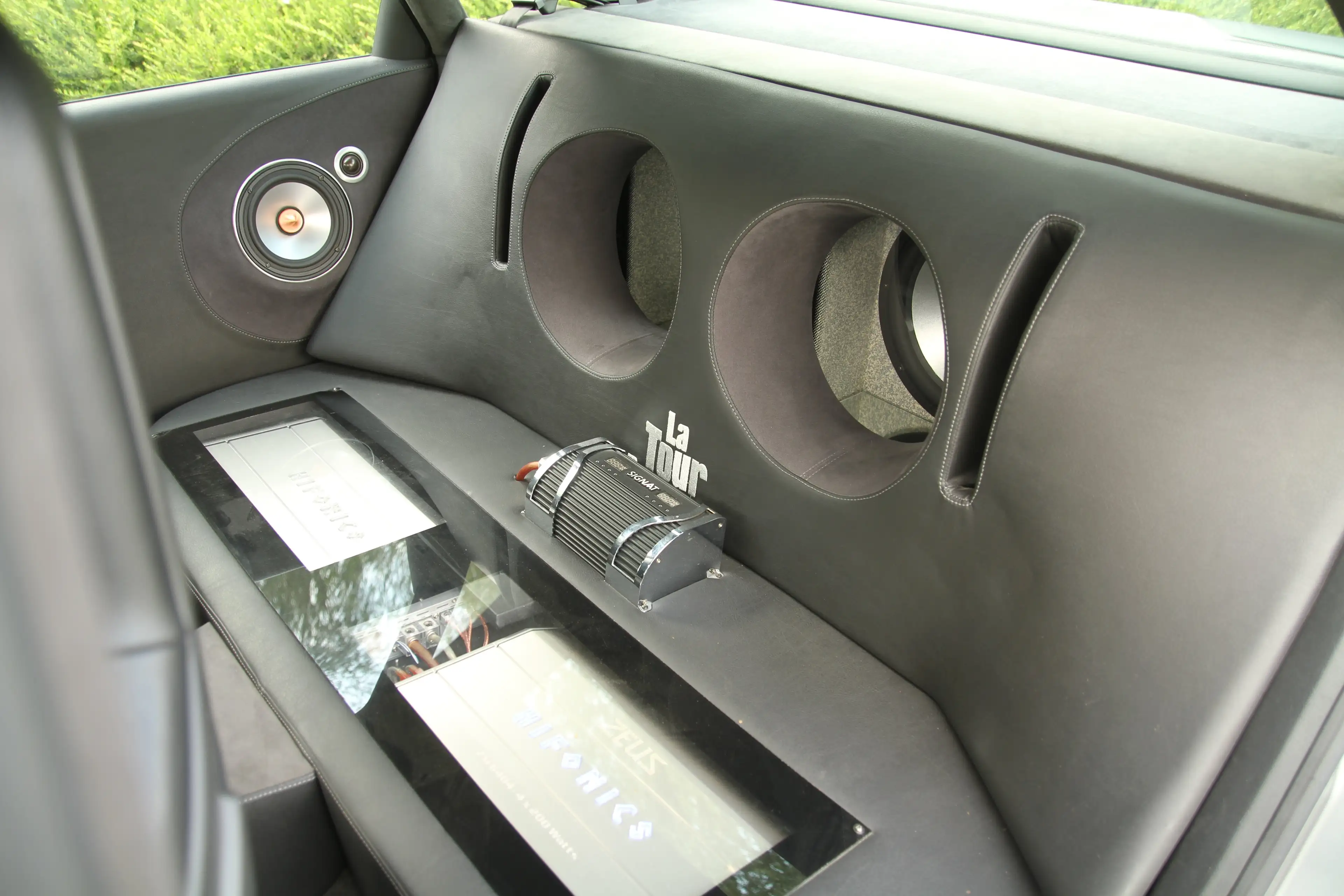Audi RS6 4.2i V8 Quattro - La Tour Recordings Showcar — photo 10