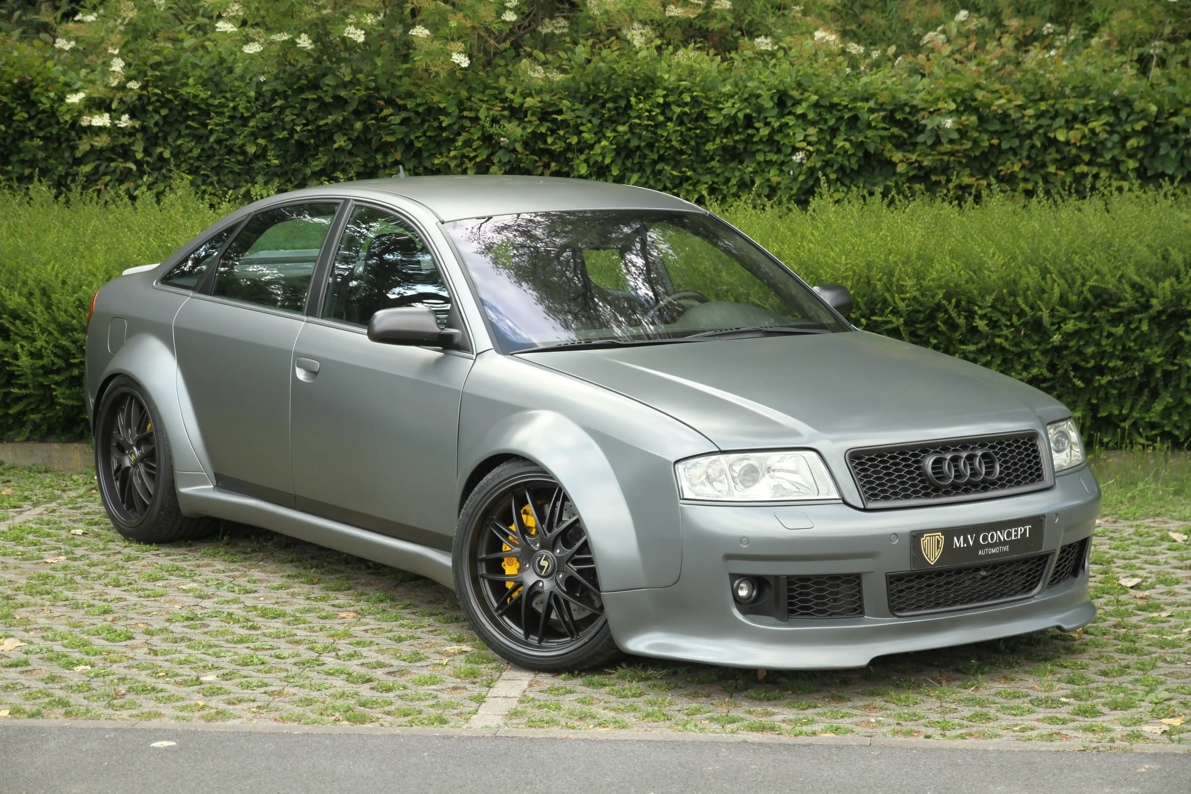 Audi RS6 4.2i V8 Quattro - La Tour Recordings Showcar — photo 7